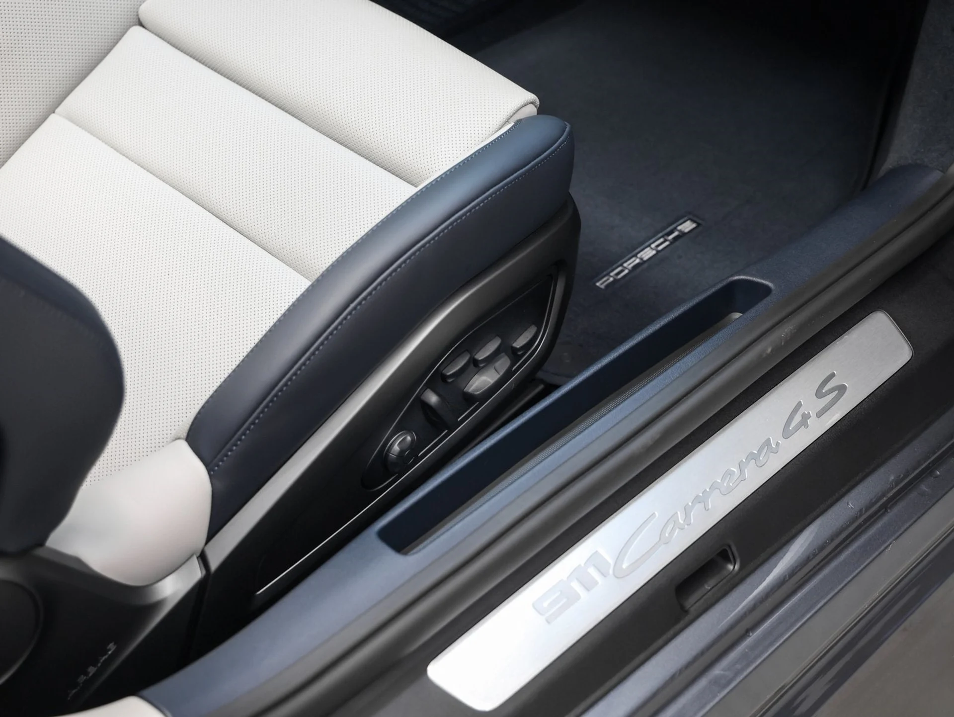 mph025_4282473617_26_4e9055750c