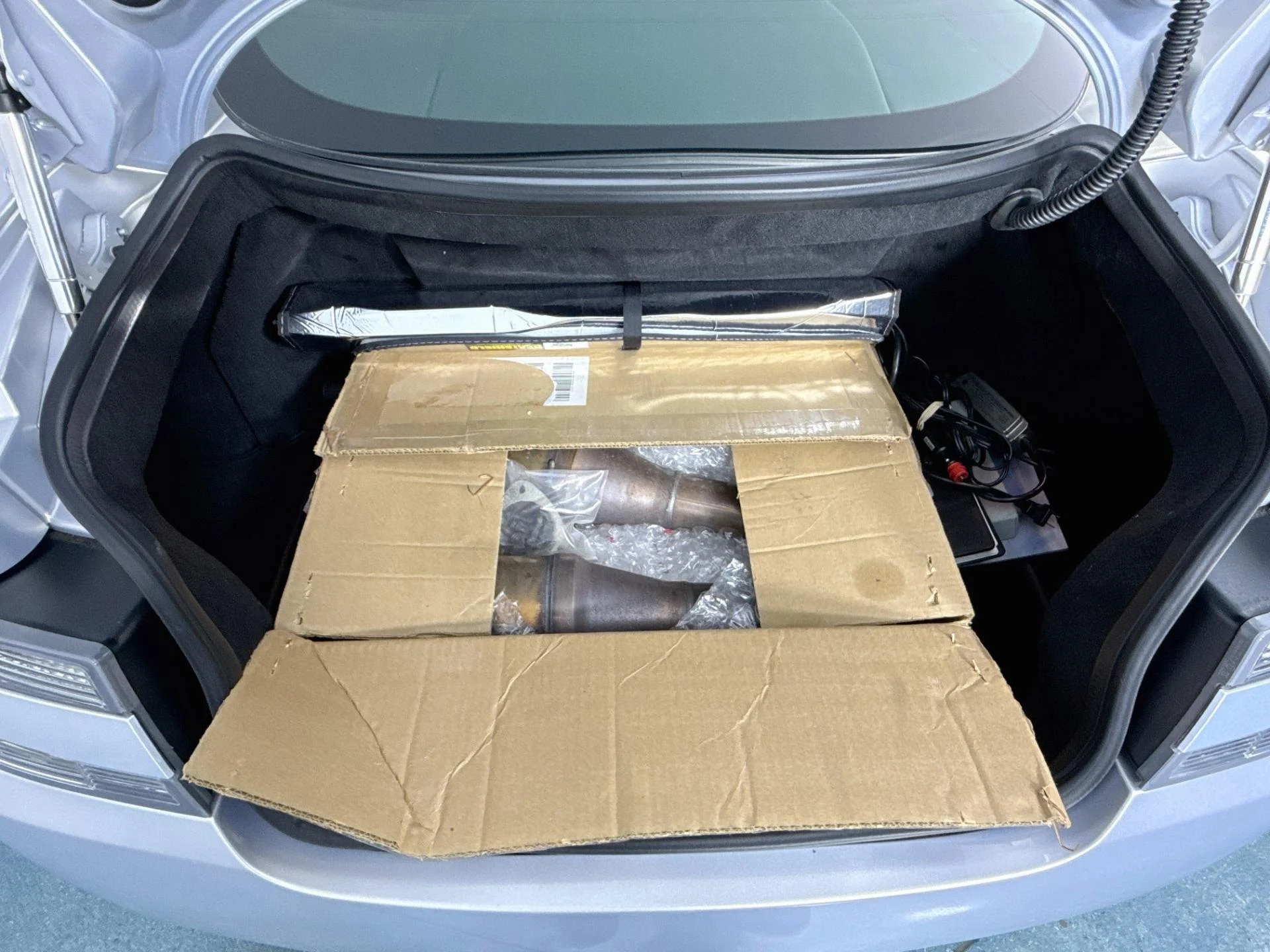 mph025_4285031369_Used_2014_Aston_Martin_DB_9_1791837298_5b66338f66