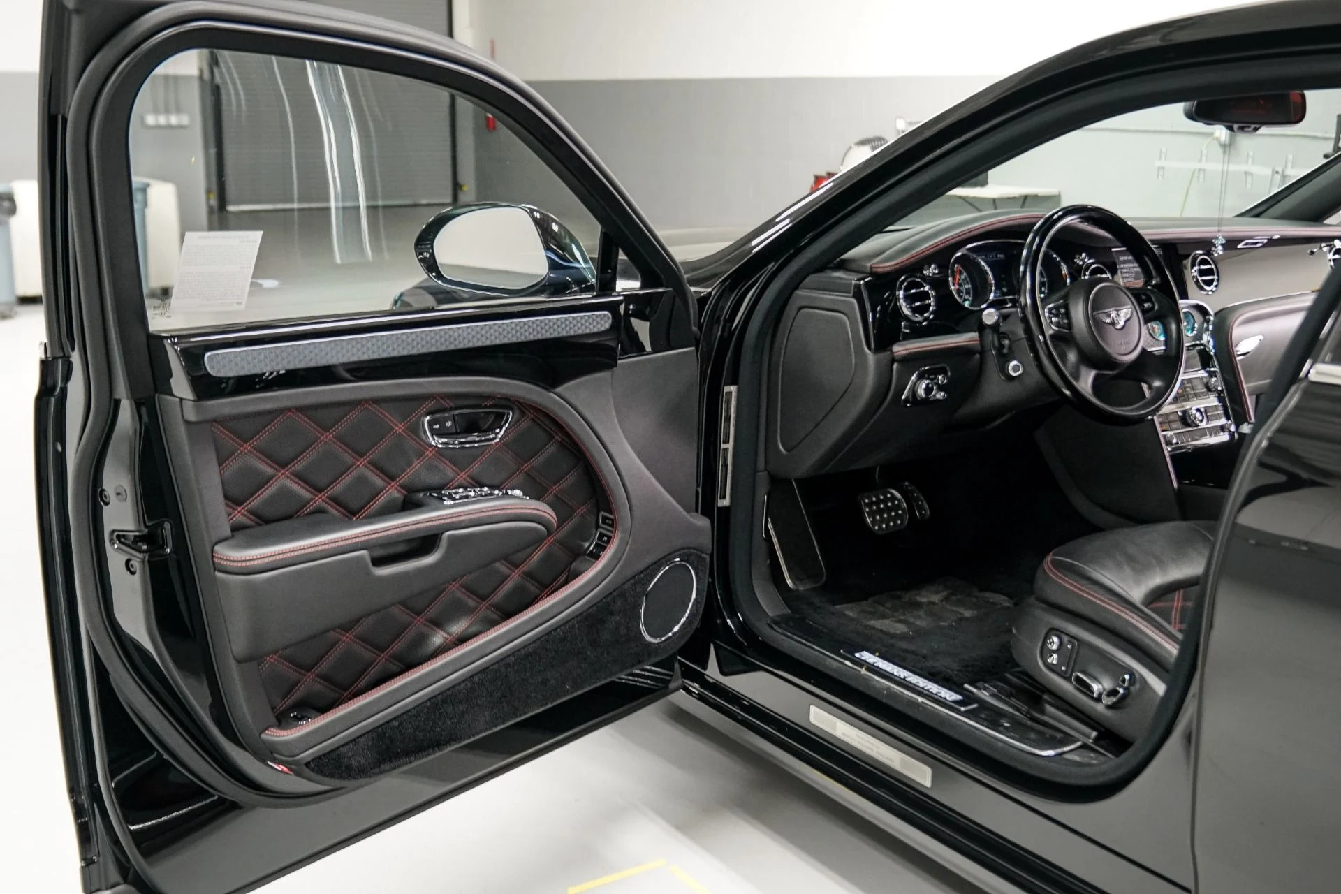 mph025_4290327311_Used_2013_Bentley_Mulsanne_1769559244_1d74677d22