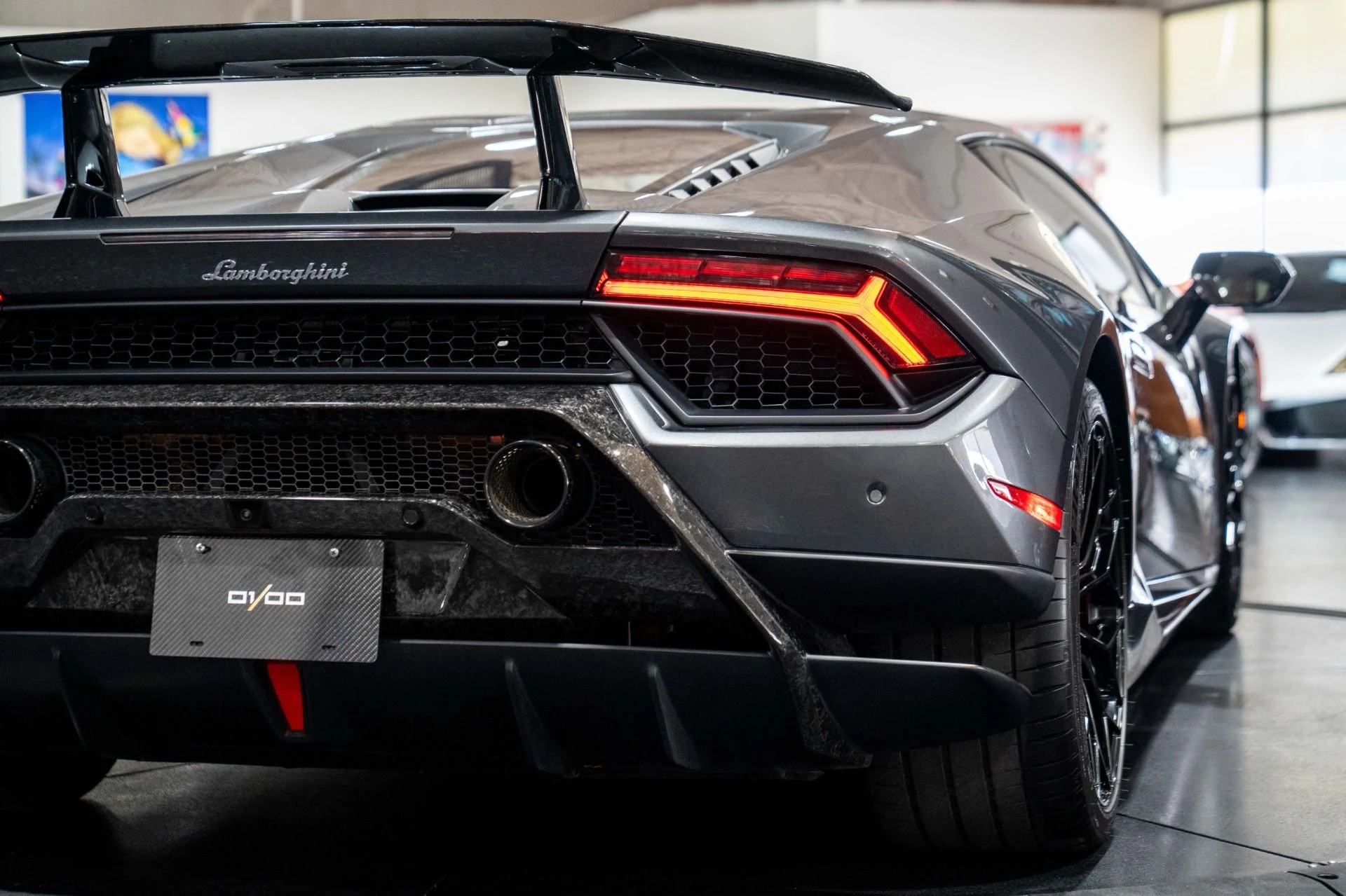 mph025_4294501995_Used_2019_Lamborghini_Huracan_LP_640_4_Performante_1767503962_362141fa1a