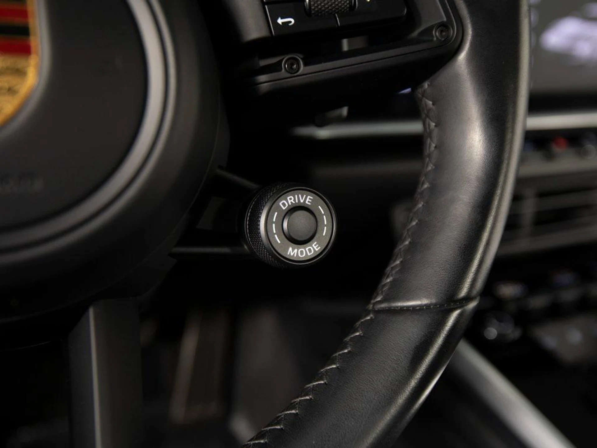 mph025_430198796_G_Un_Nk900_Ex_B_My_TE_Qtz6b2_Bg_M_Hd_A_ca56a4a127