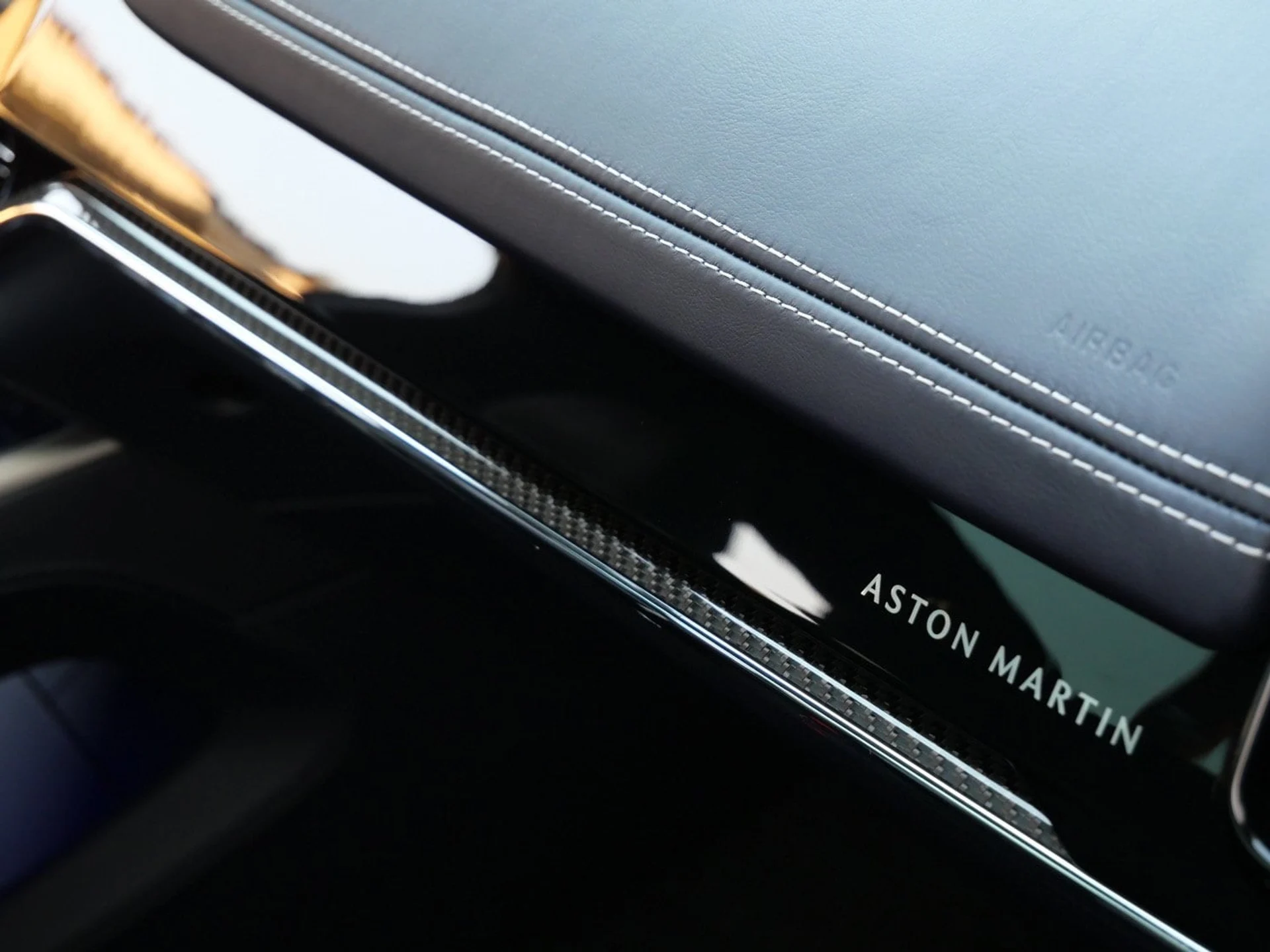 mph025_432088250_f901f9ae5111c6f6d82c01e3c8881ca1x_52df8a6313