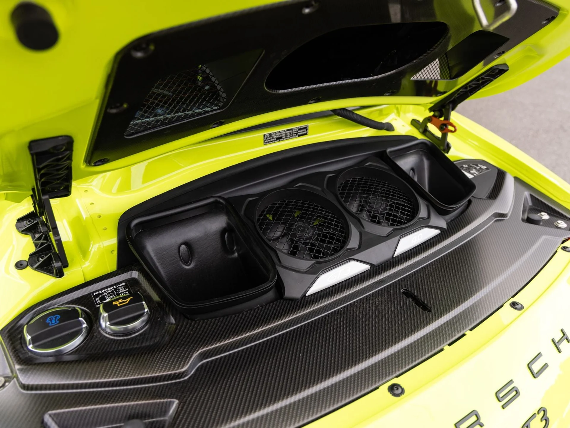 mph025_432640422_26_58cac61c6c