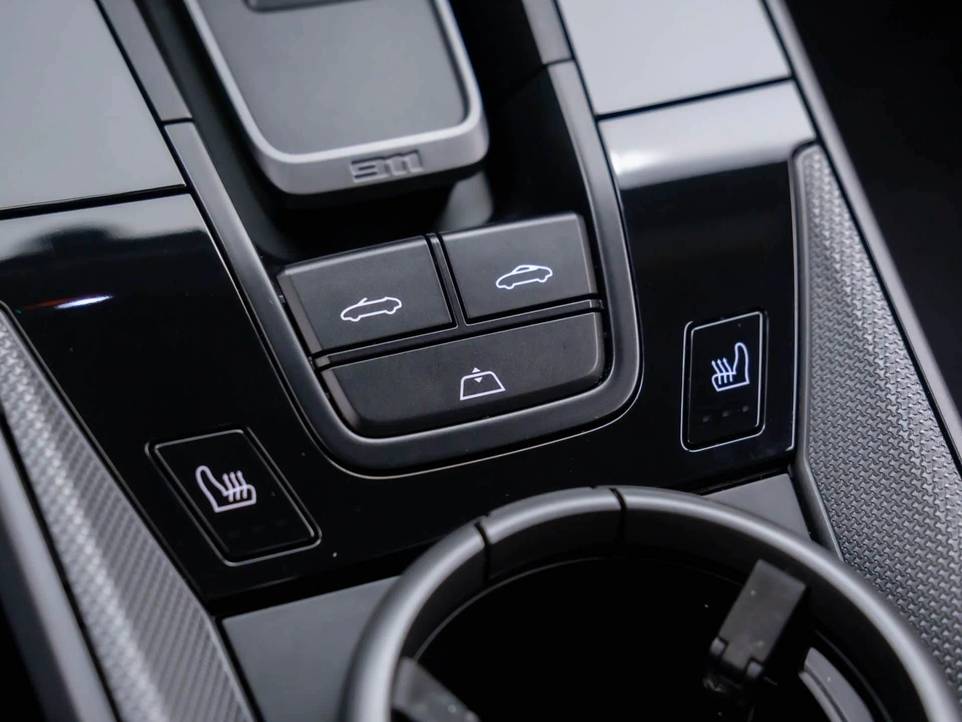 mph025_439459370_f9e49002700c954597b60b7b3c6c6b9ax_6b048a806d