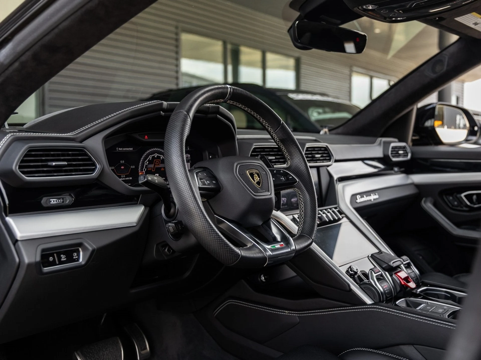 mph025_440253456_26_49ebb14ddf