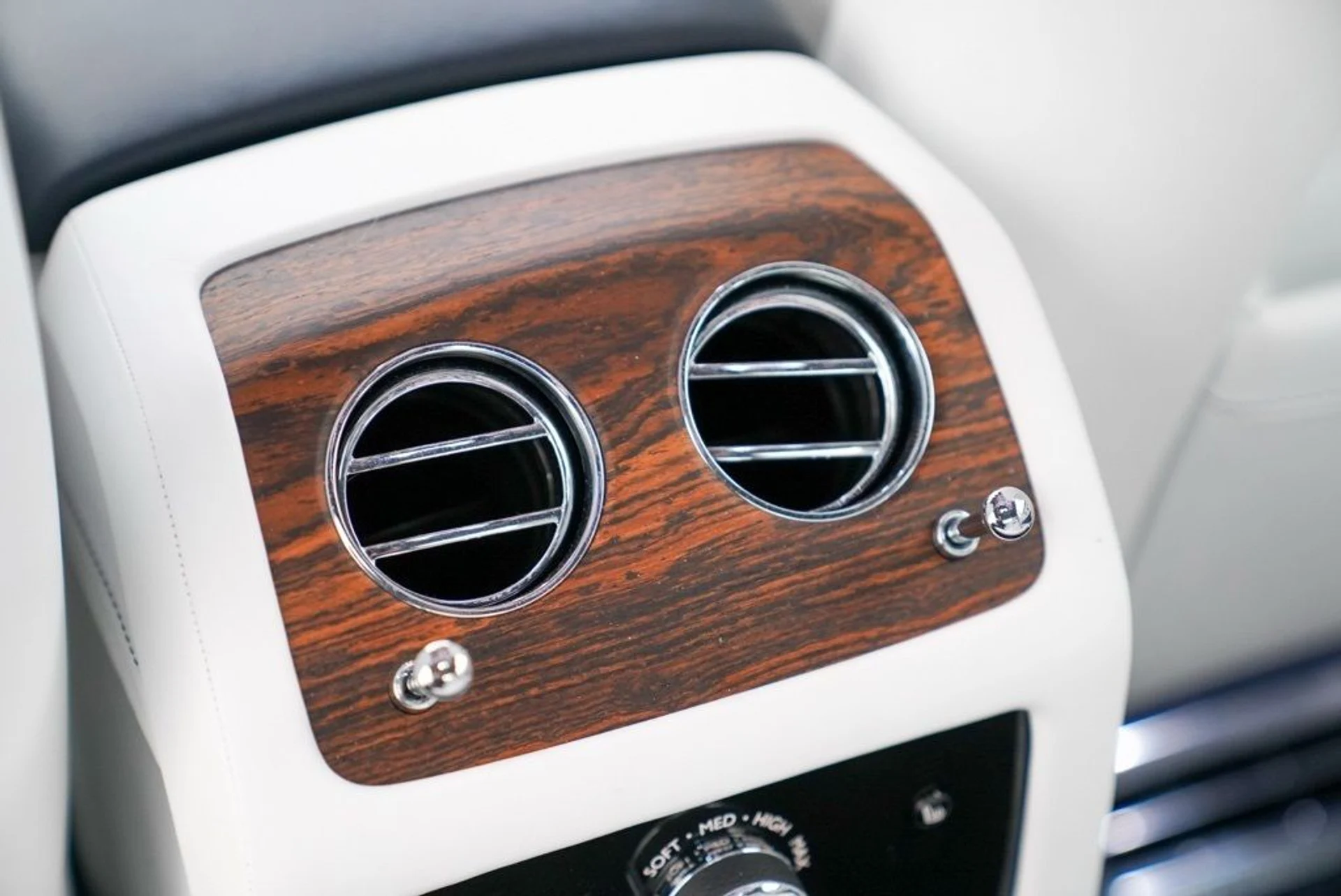 mph025_440581548_v8cmoji2whtsdxavlk2ofax4dofu_bd2de77b7e