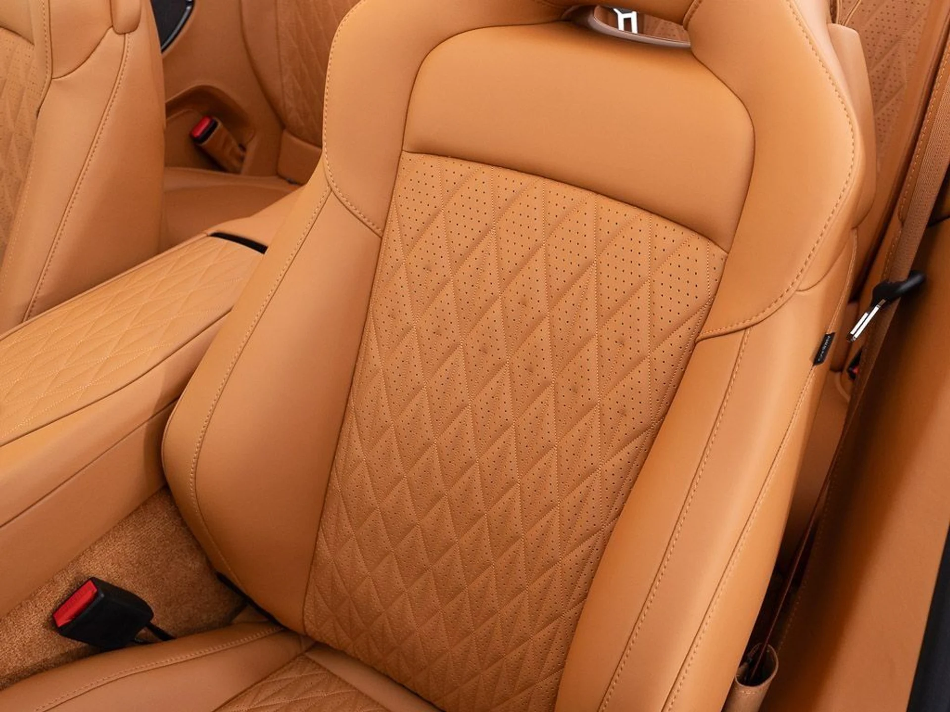 mph025_458697249_7452528e61f3326101f8991a5253f6ef_85cf0c9b7b