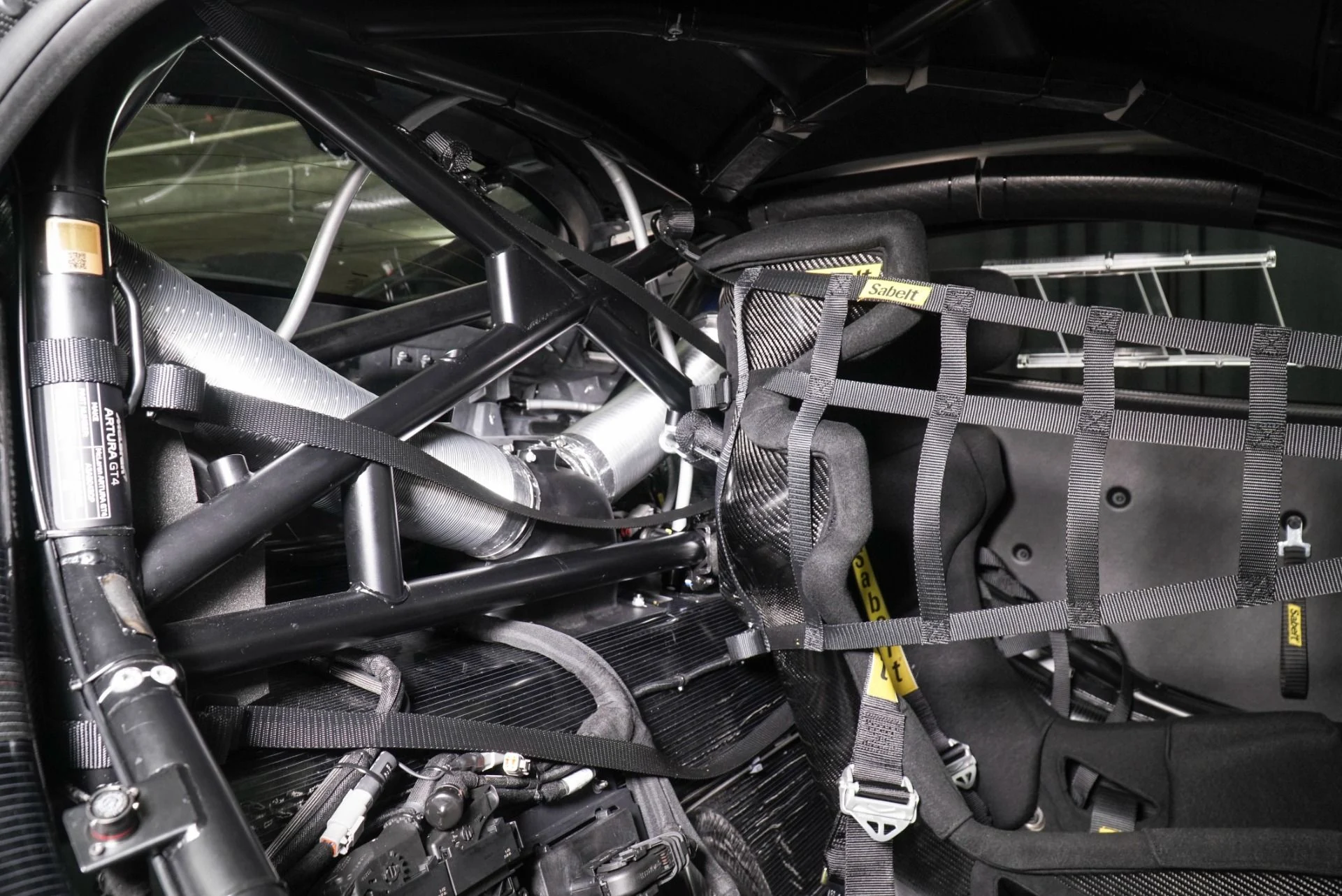 mph025_46186363_Used_2023_Mc_Laren_Artura_Trophy_EVO_1775707442_25805371b5