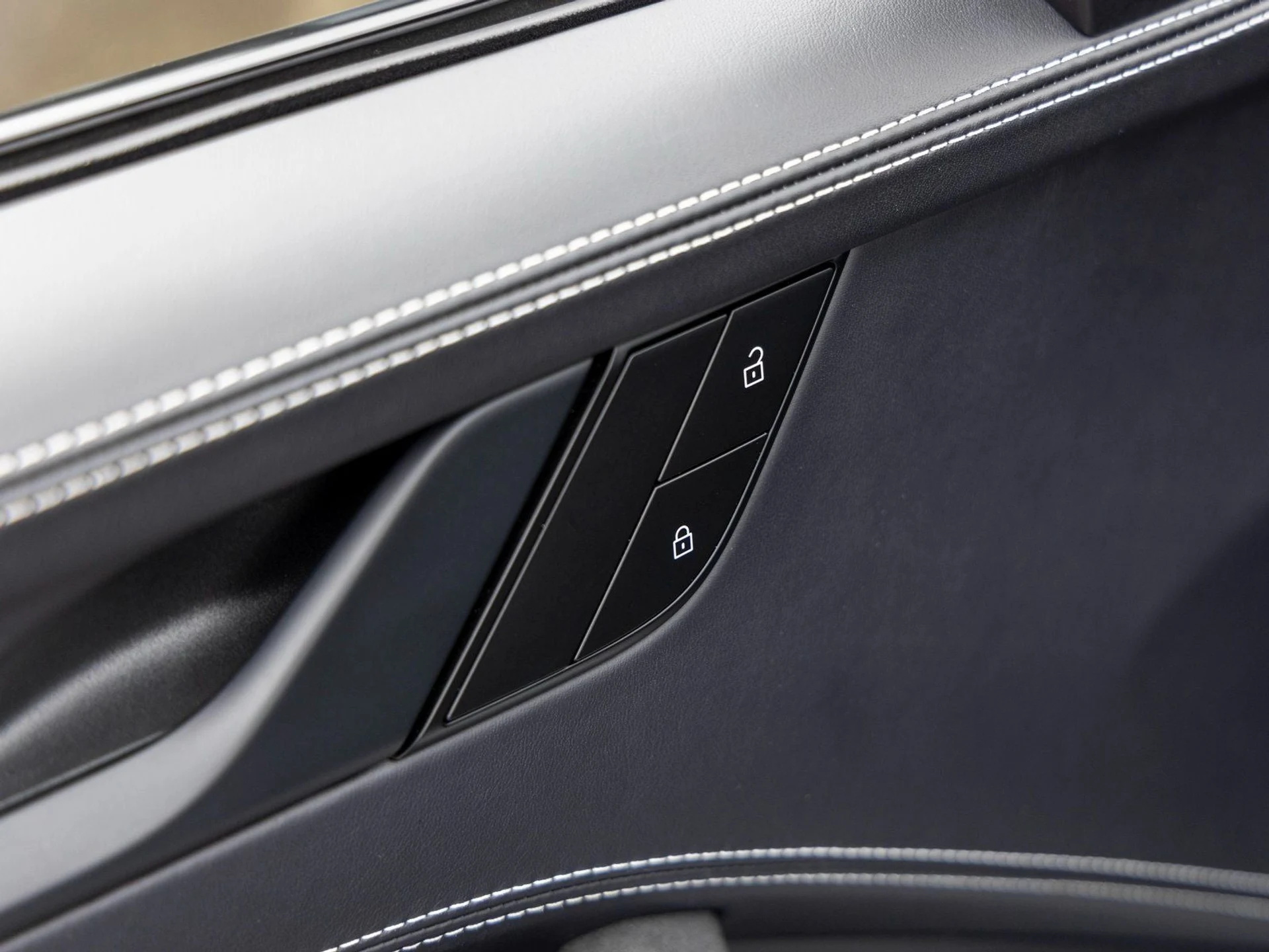 mph025_466139575_26_2dee087f57