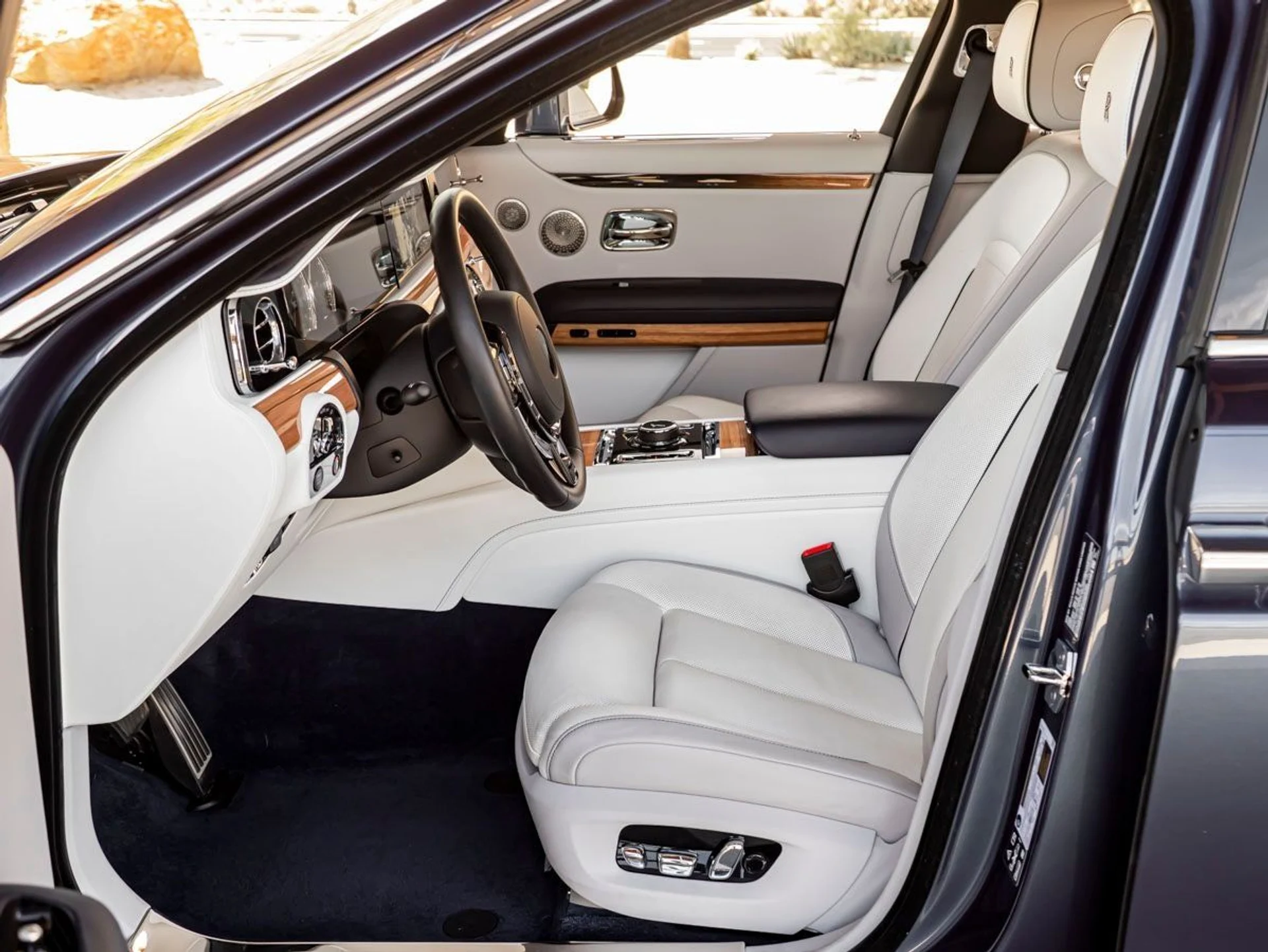 mph025_473118069_26_5ddac3f0d8