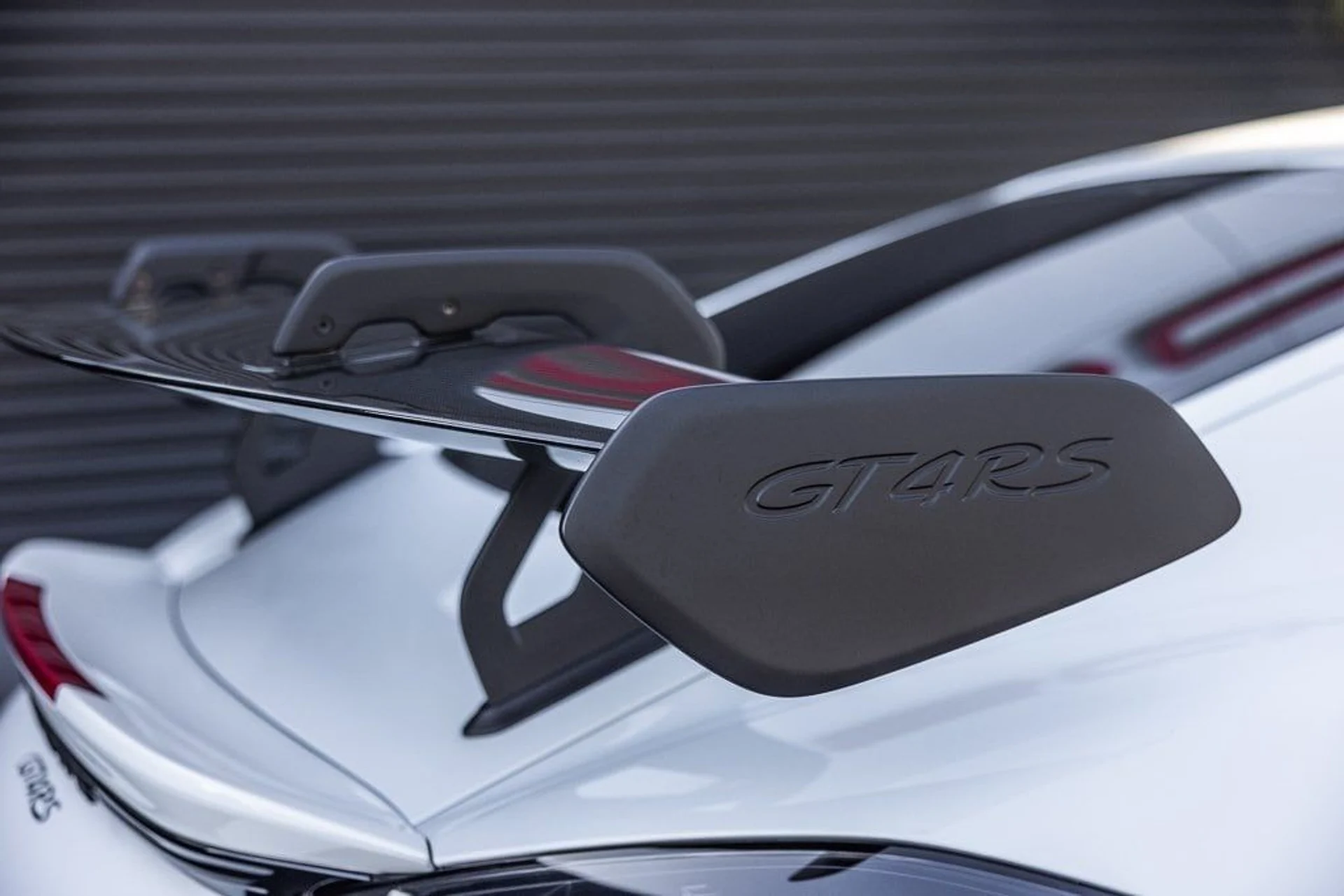 mph025_477267659_2a5e1eff4f2b69d5d7099891c9ee00ffx_f093f5c239