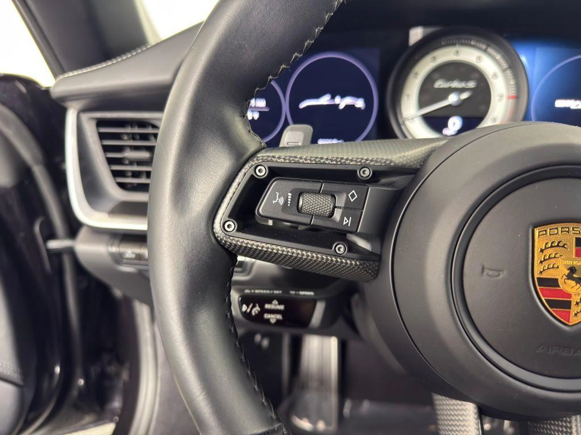 mph025_482151218_J_Oxd_7_Umb8q_Qbn_Ske_Rc_Ua_Rv_E3_DU_74187d9a4e