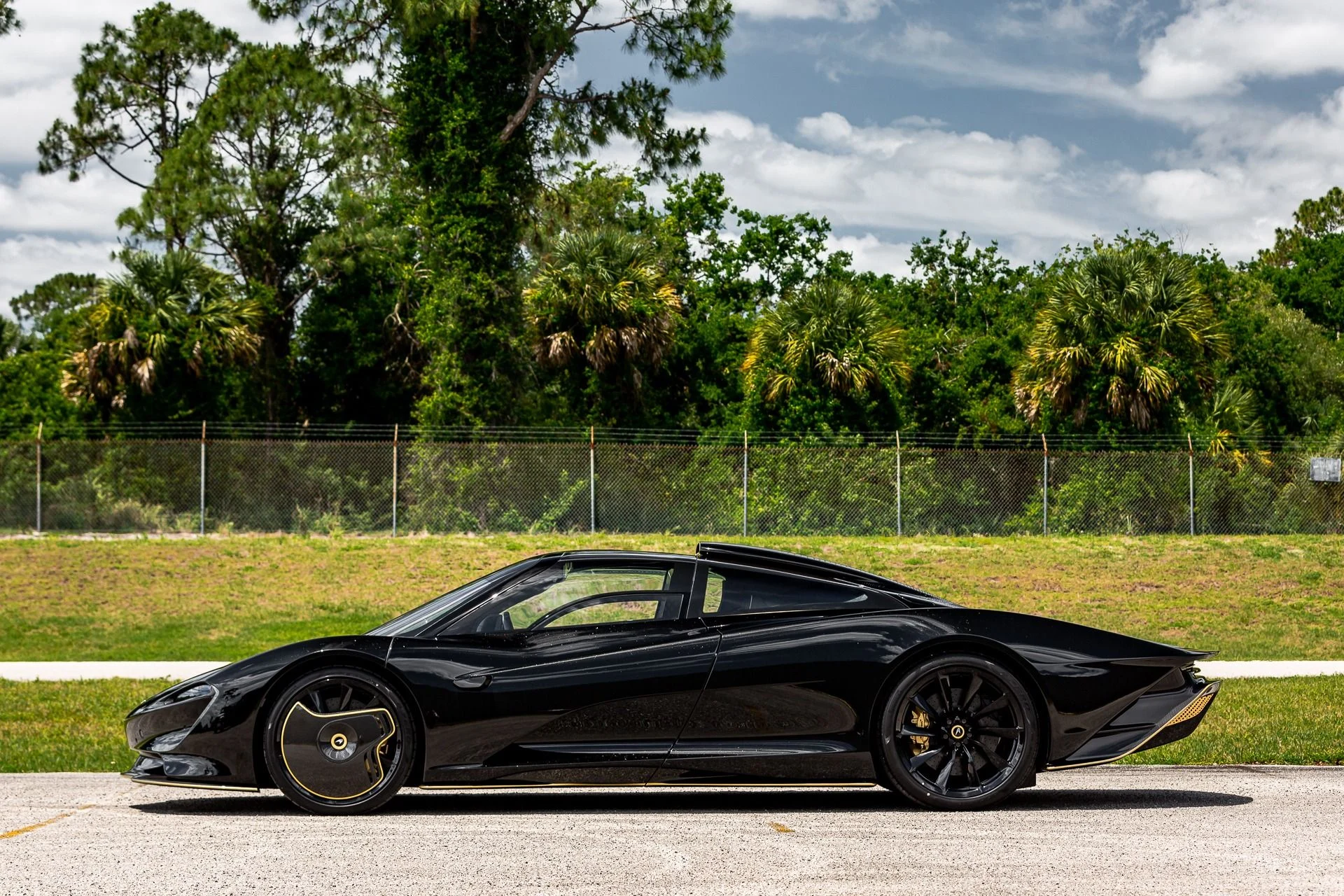mph025_48428669_Used_2020_Mc_Laren_Speedtail_XP_10_Bespoke_add0c6a1f7