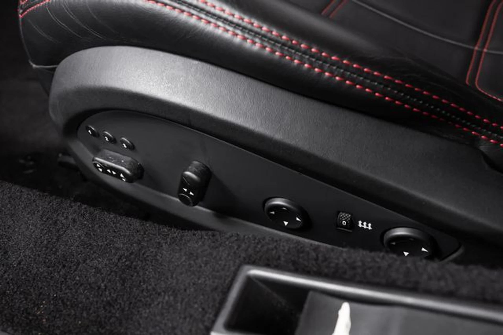 mph025_485891359_d010790e6d6ddbe2c6b104f251e790c6x_d9cdbbe73d