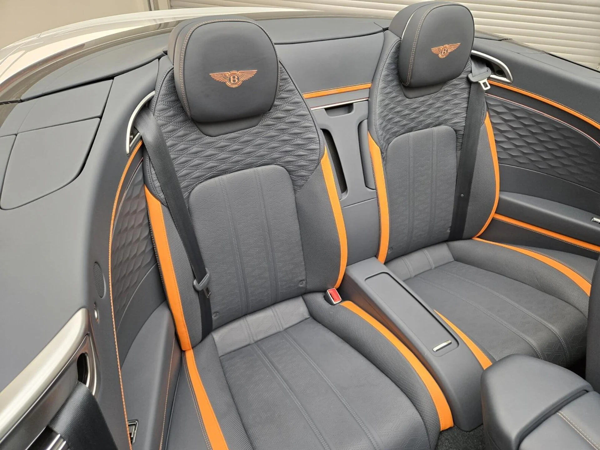 mph025_493249060_Used_2025_Bentley_Continental_GT_Speed_1758697438_afbd86b085