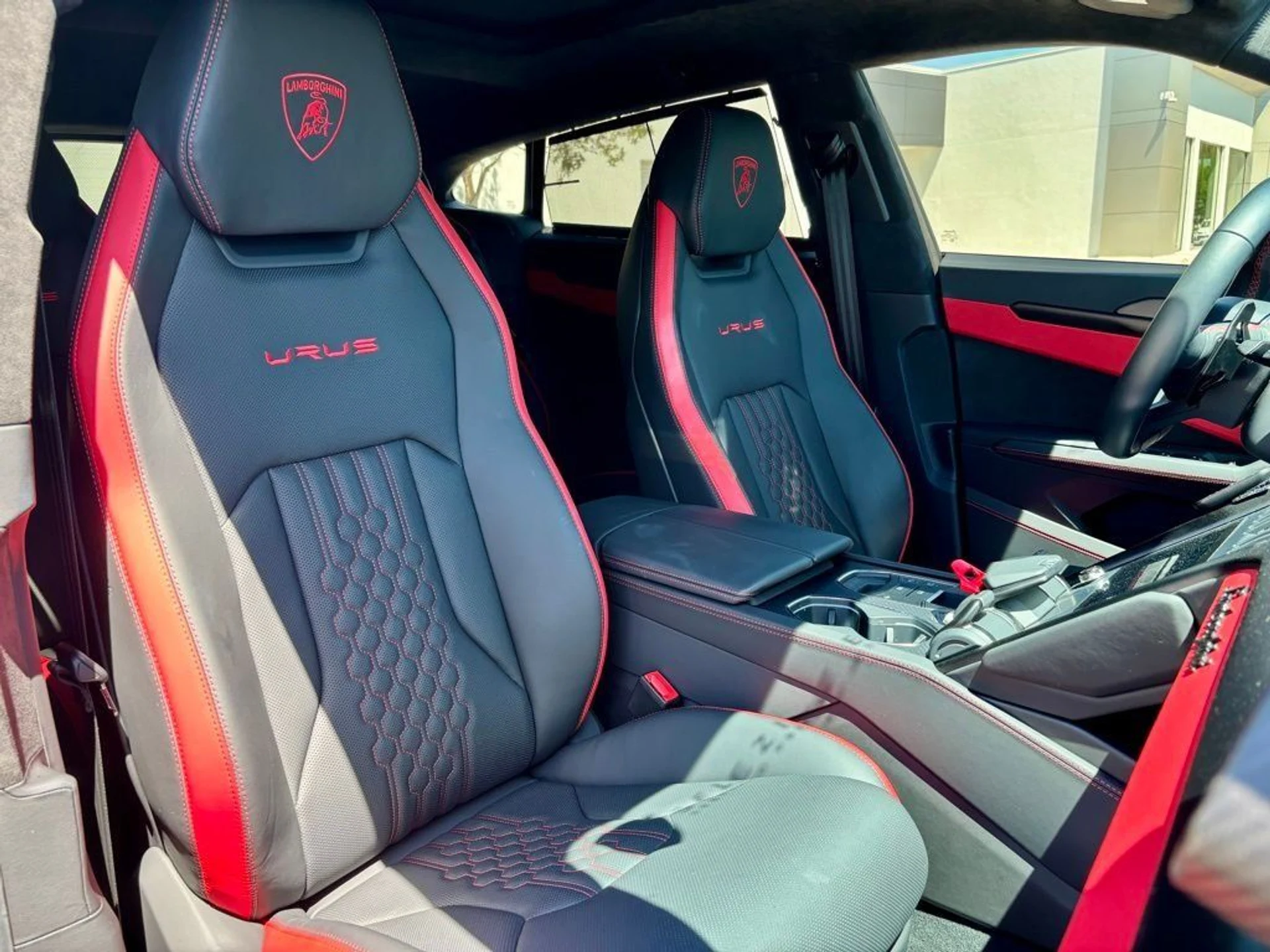 mph025_493446961_8447a62285a8db51f8622999c30001fb_d649f1e77e