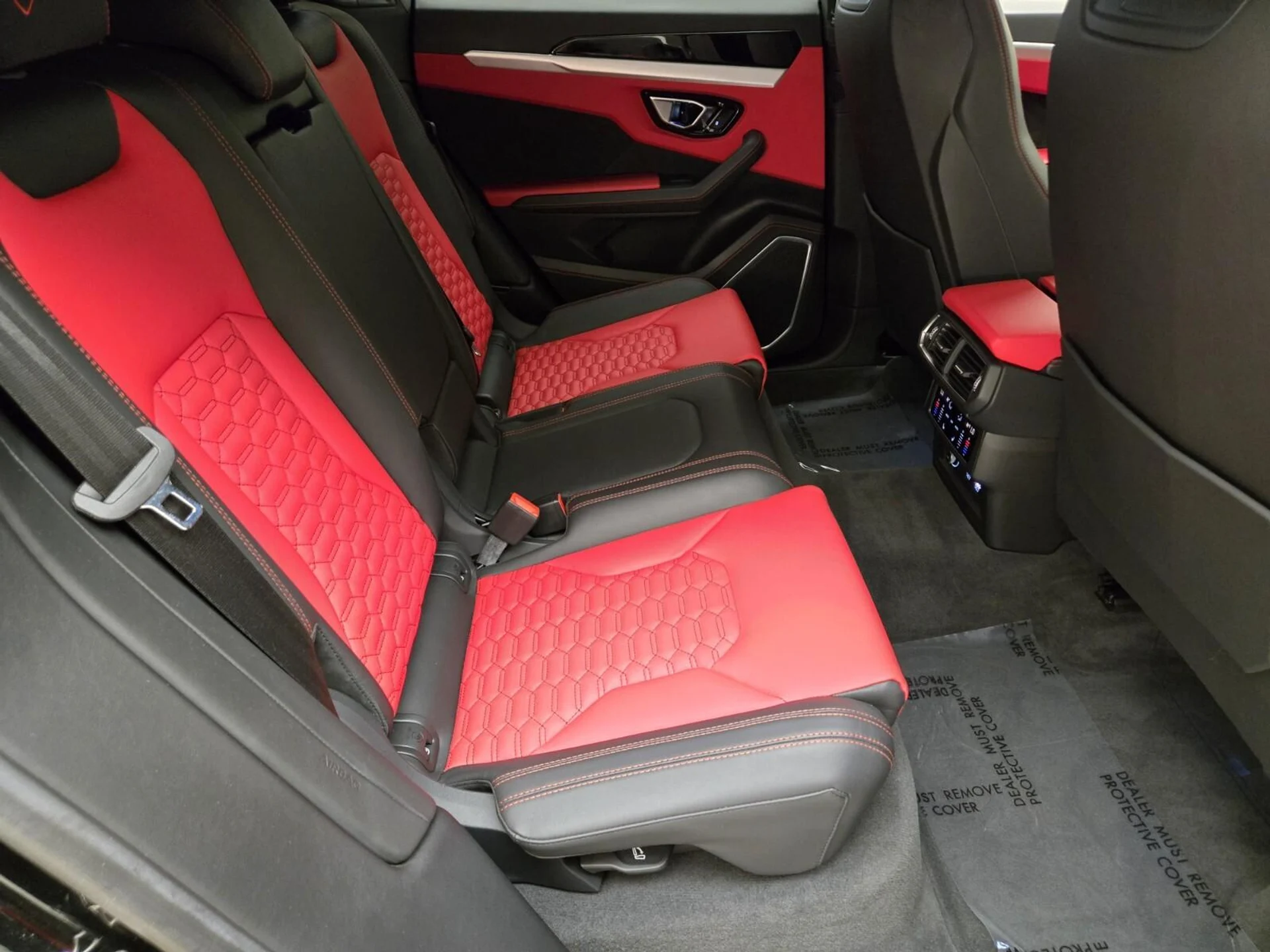 mph025_50170696_Used_2021_Lamborghini_Urus_1754376908_d53d00f771