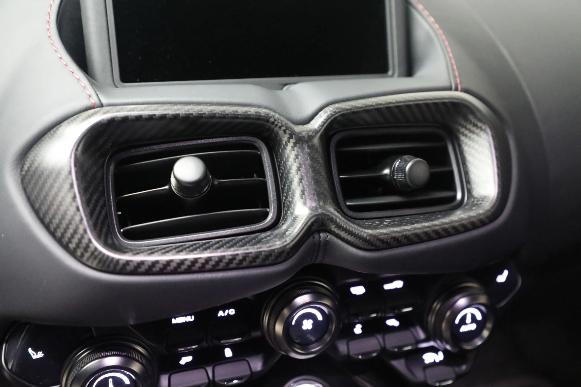 mph025_503839414_Used_2023_Aston_Martin_Vantage_V12_66a855b071