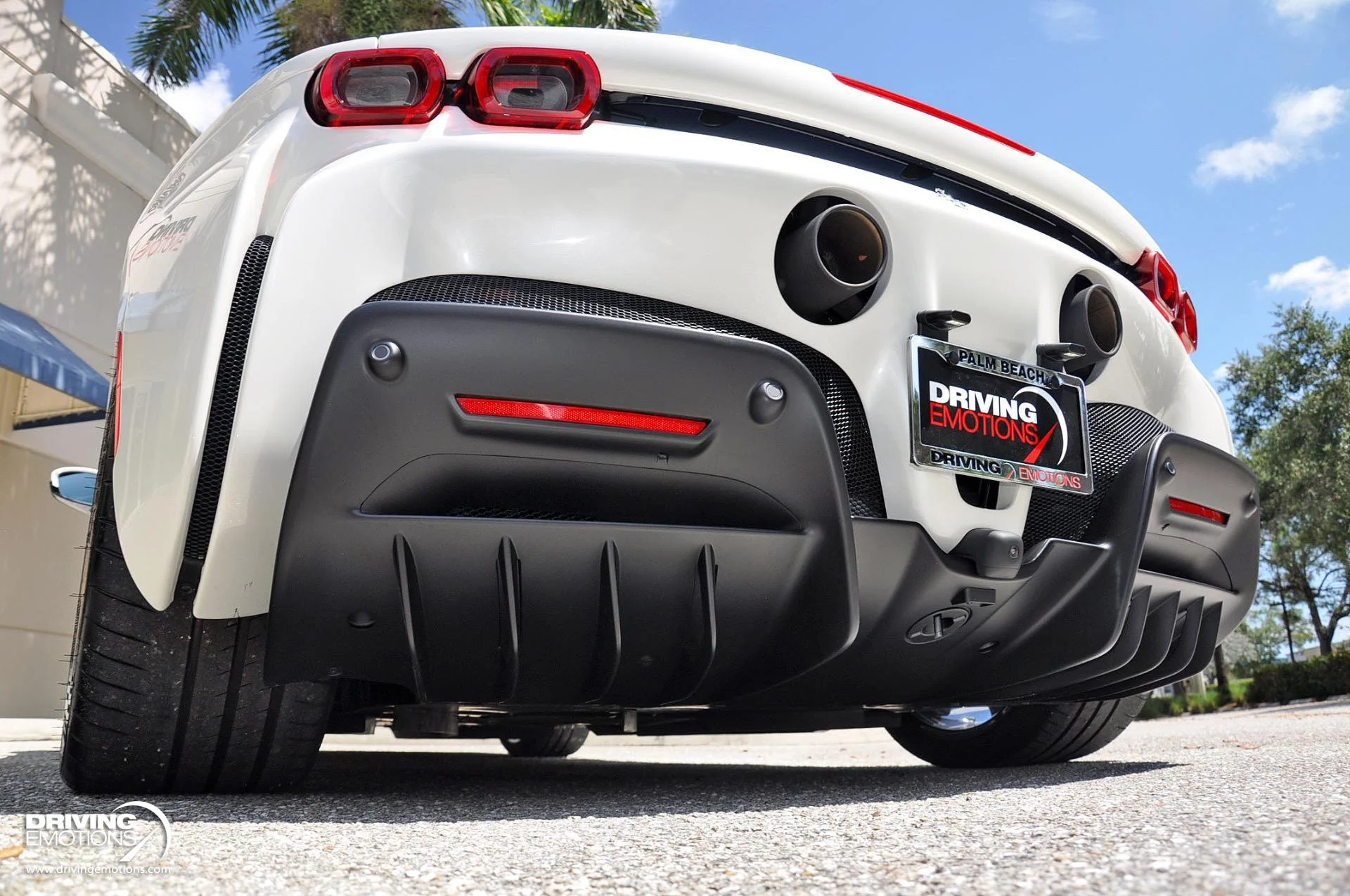 mph025_507916524_859_p26_l_e800982130