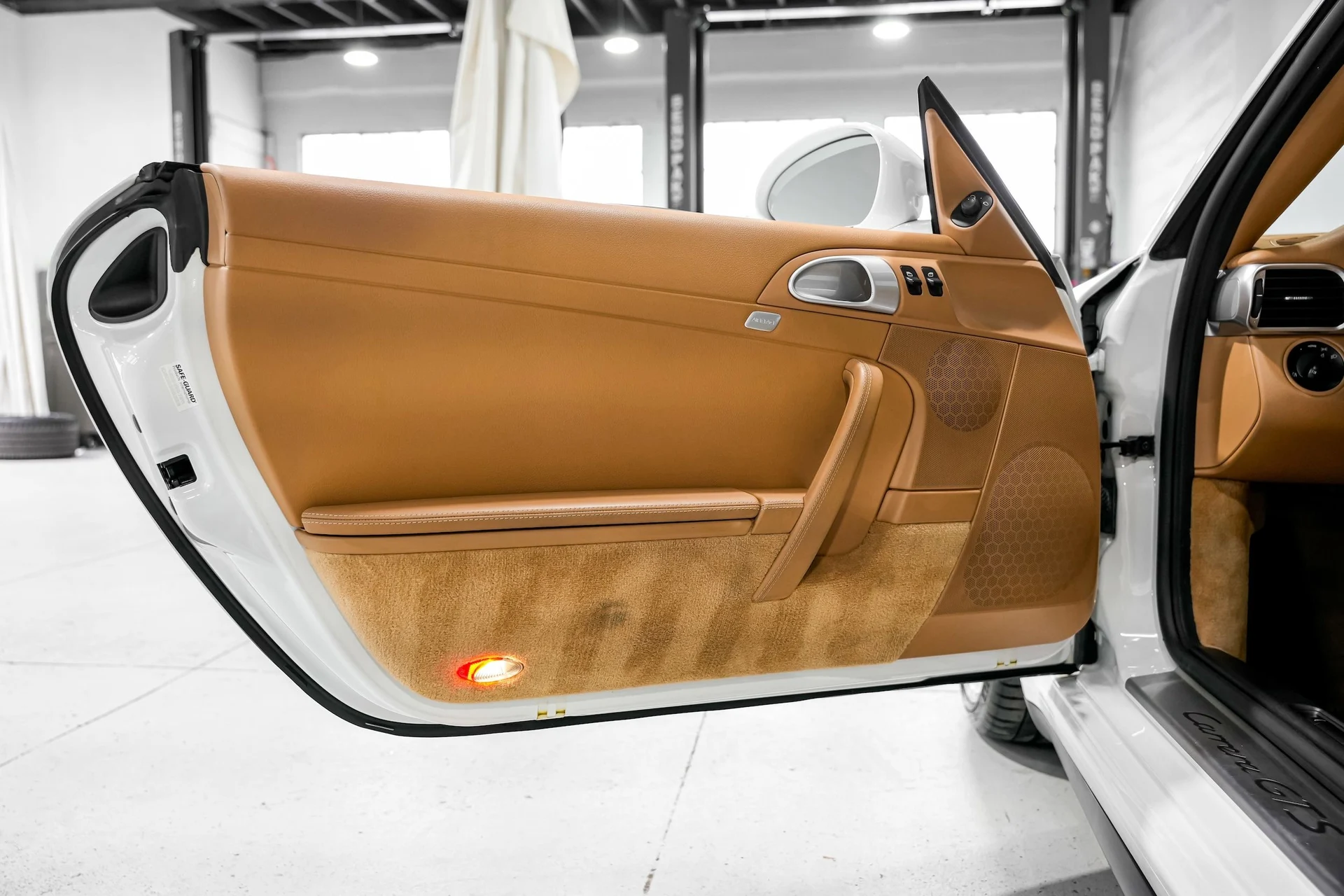 mph025_508164285_c4dd596314e57a9c95c6221e919190efx_ec186078e8