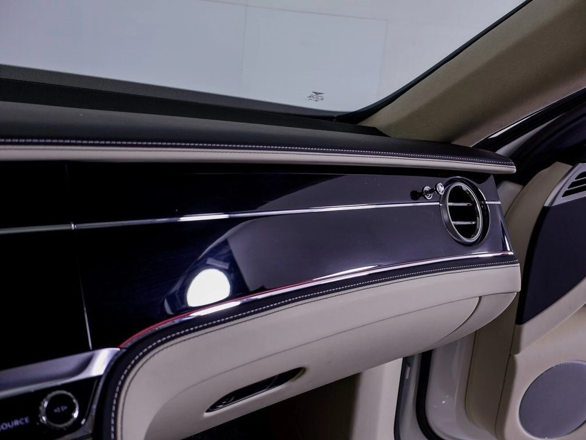 mph025_509983664_ec97a05a4f5ae532d6bfd50974e29189x_d9e4edb6b9