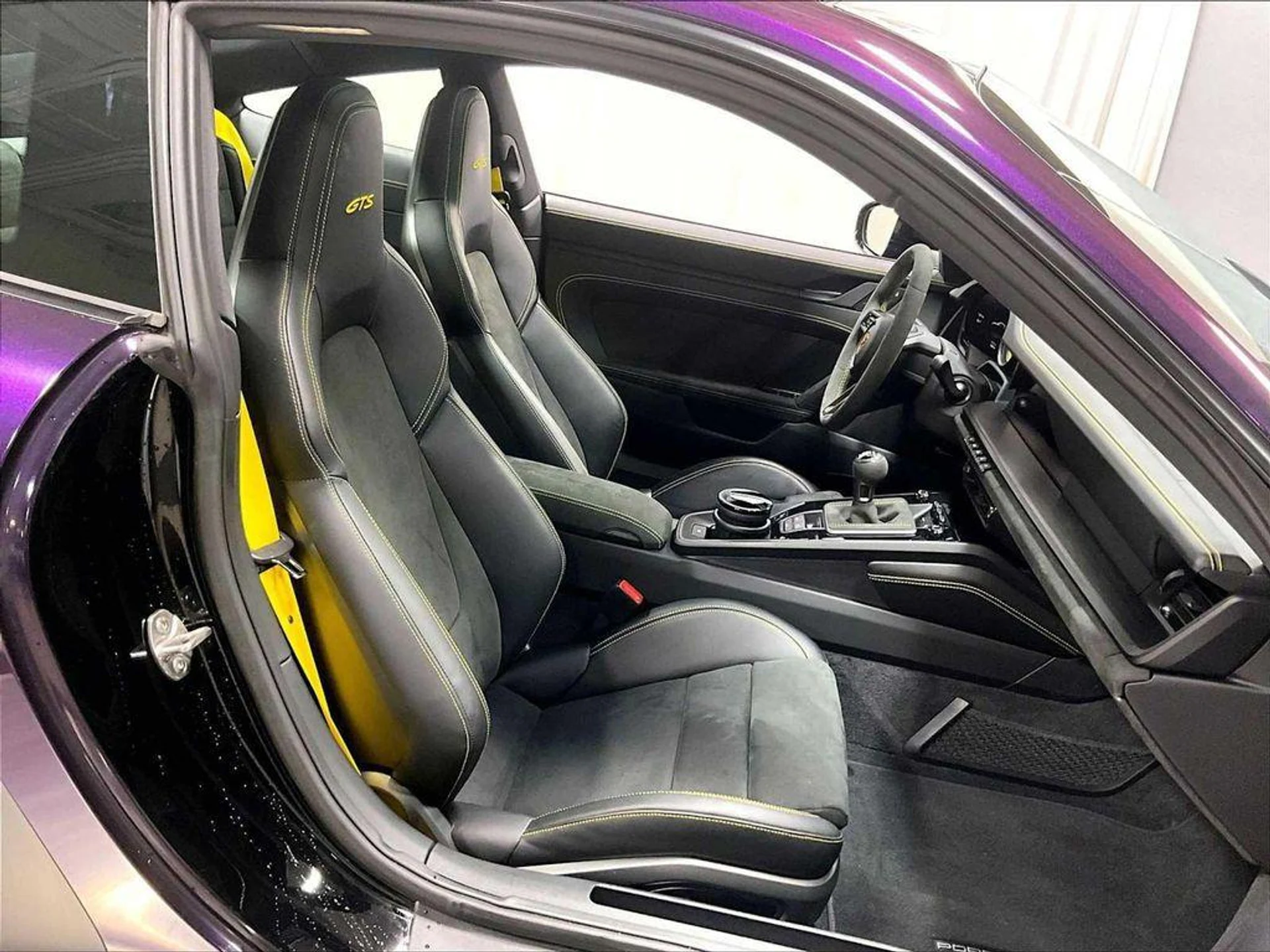 mph025_510031998_N9iz98_Wrv_Q0ytok9_Bm_QAO_Km_X_U_651d019015