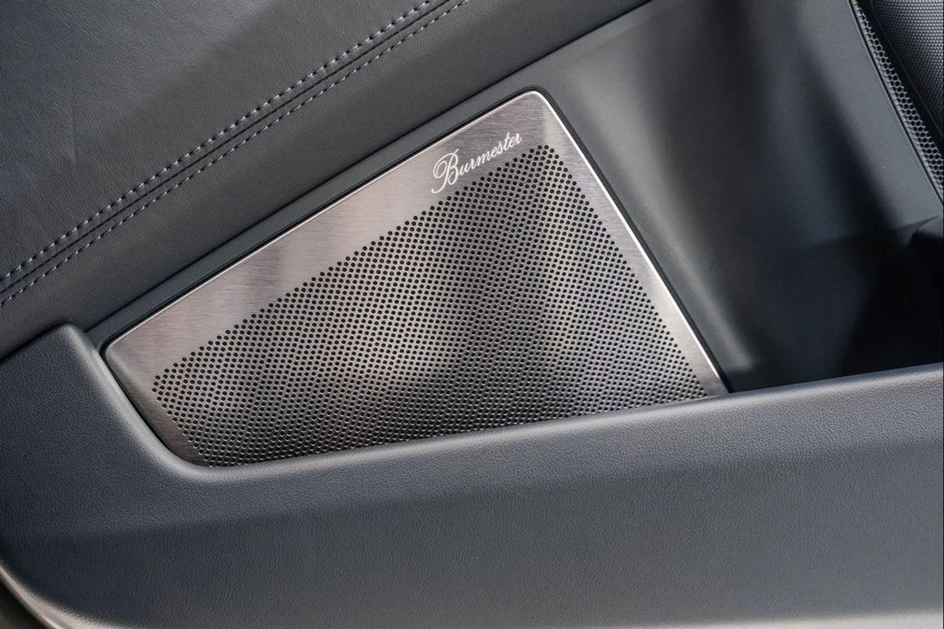 mph025_51414649_g_N0xg_Sg_VVD_3p_Hv_DRDZJ_18_N6a_Wc_43a34a0e44