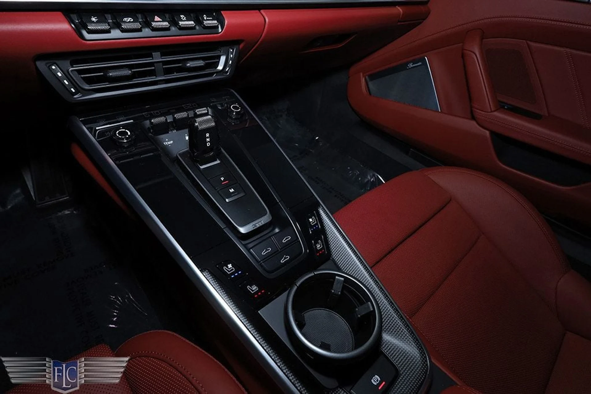 mph025_516483959_used_2024_porsche_911_turboscoupe_9689_22892492_26_1024_18a62c331f
