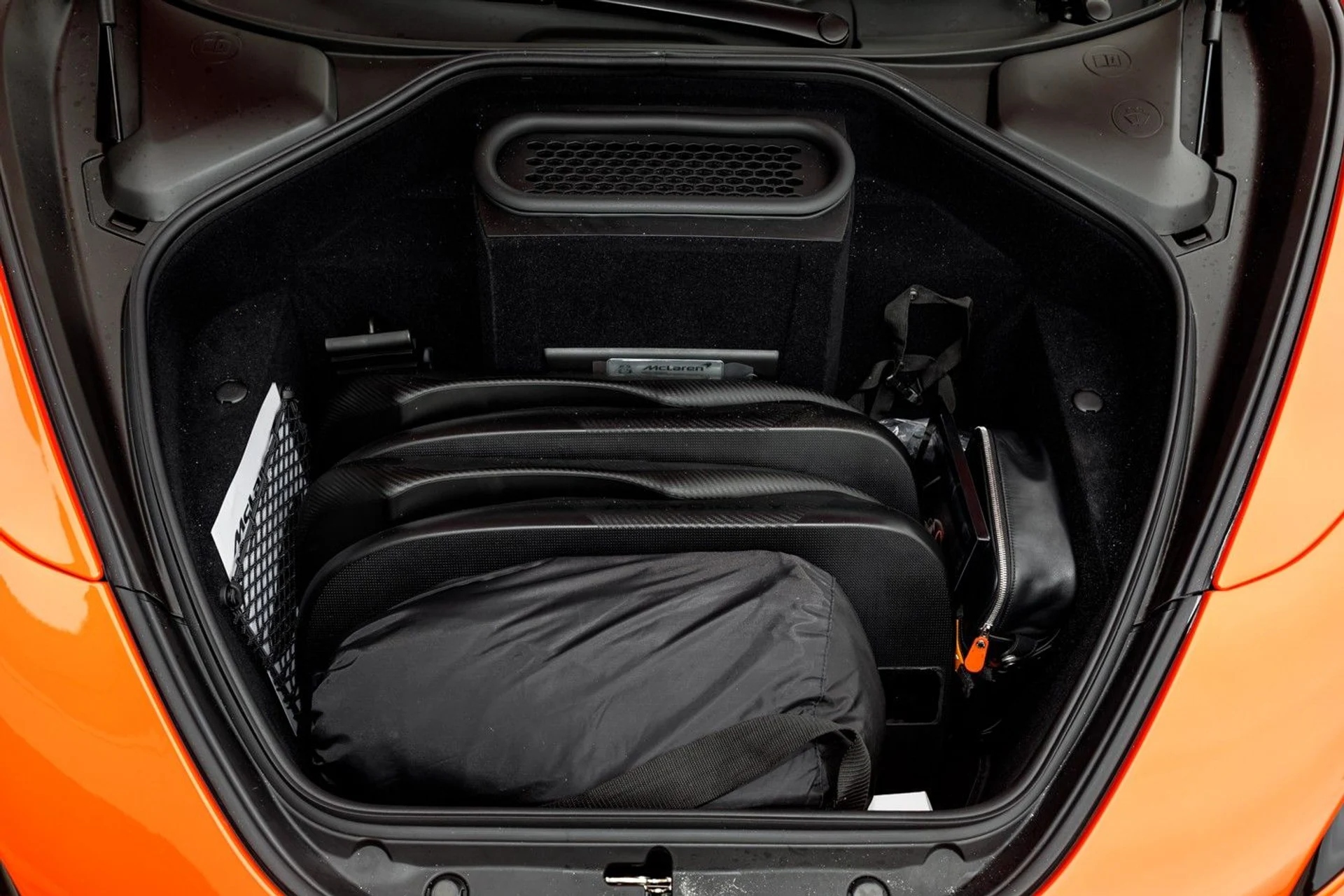 mph025_517645982_628_p26_l_640d456a66