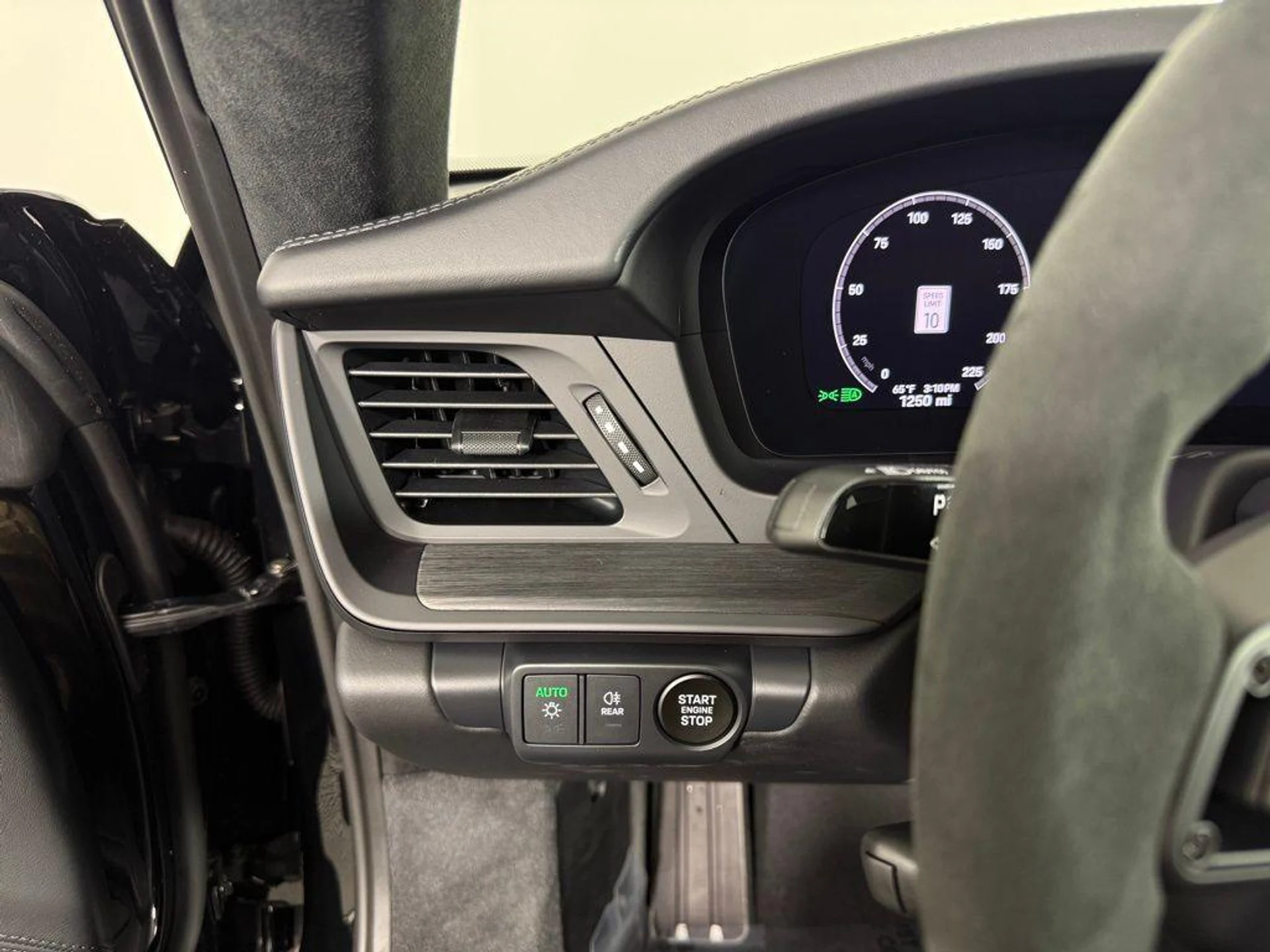 mph025_524645086_Sl_Elii_Adb_LB_Abiv_Gn_HCW_Icc_Whz_U_7dd026dc1f