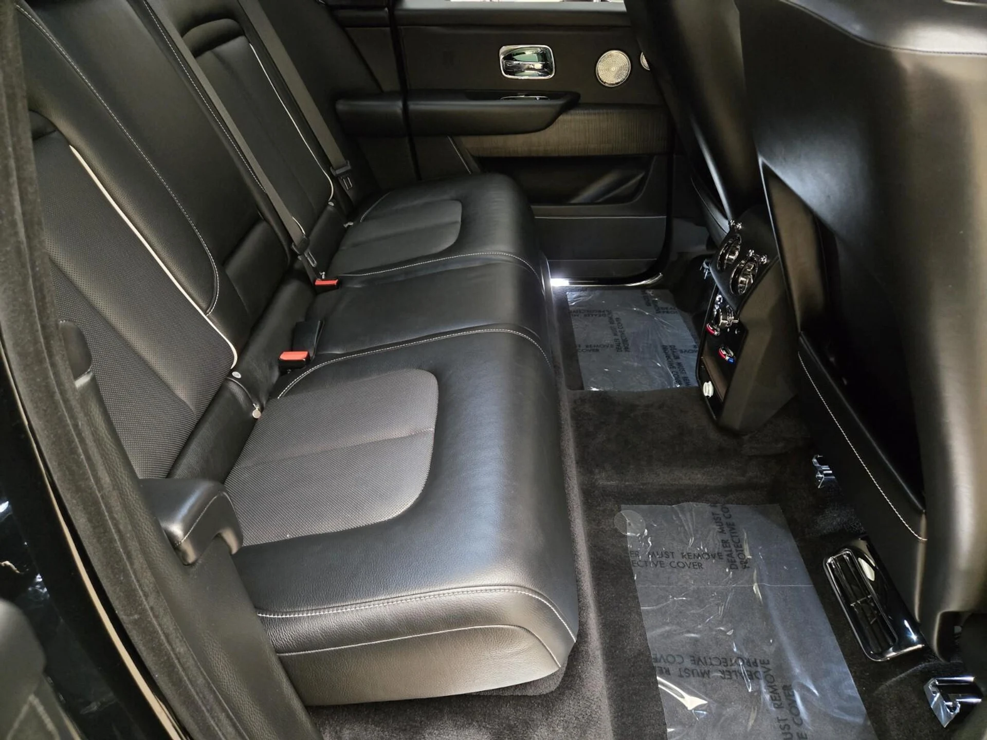 mph025_538763792_Used_2020_Rolls_Royce_Cullinan_1759993109_2b5355c6a5