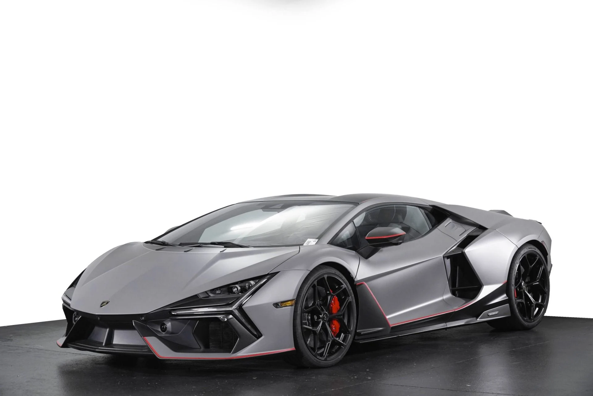 mph025_539303346_New_2026_Lamborghini_Revuelto_Base_1785345857_a9688644d2