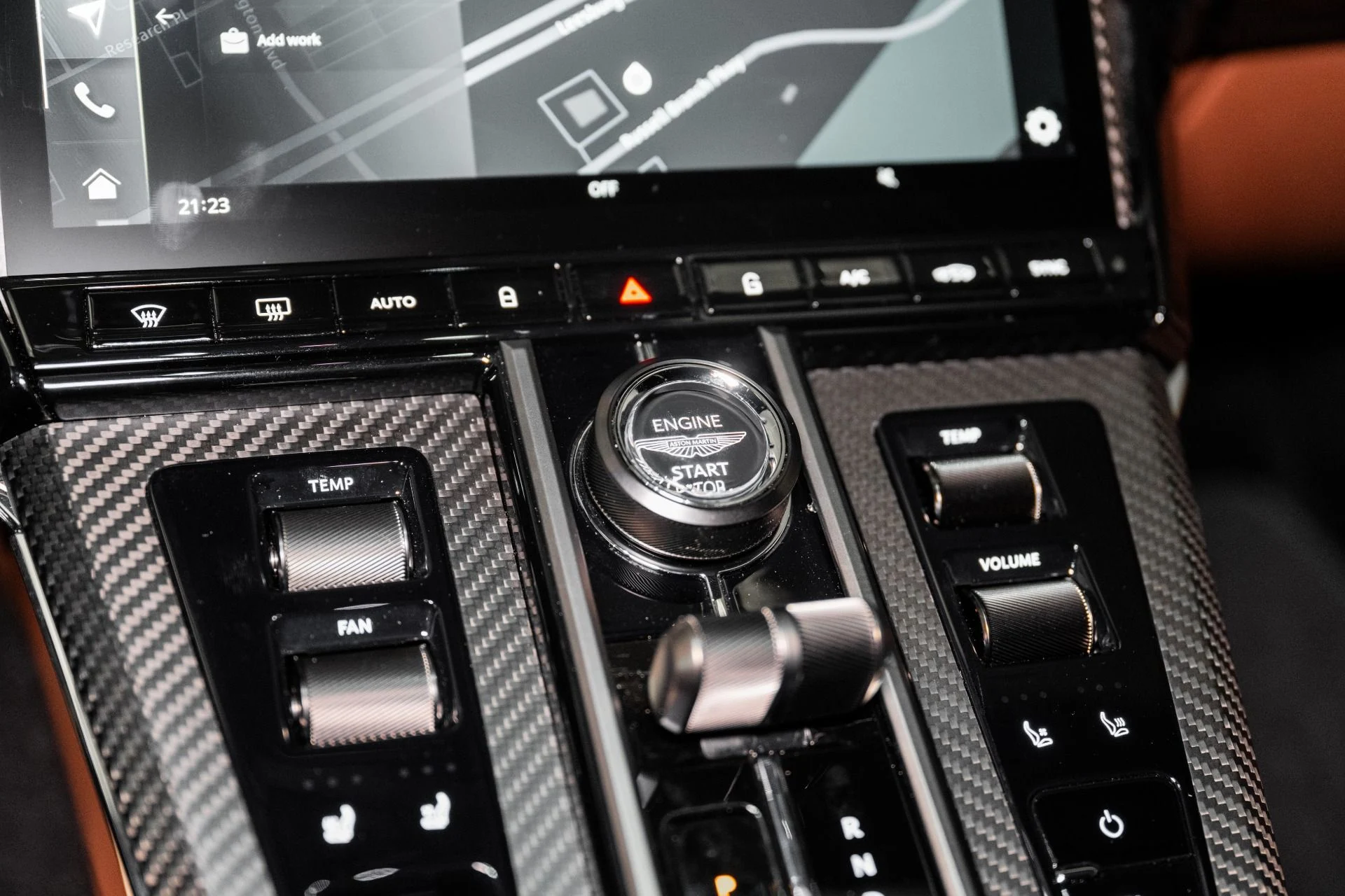 mph025_539762295_New_2026_ASTON_MARTIN_VANTAGE_1756307805_e4f1699816