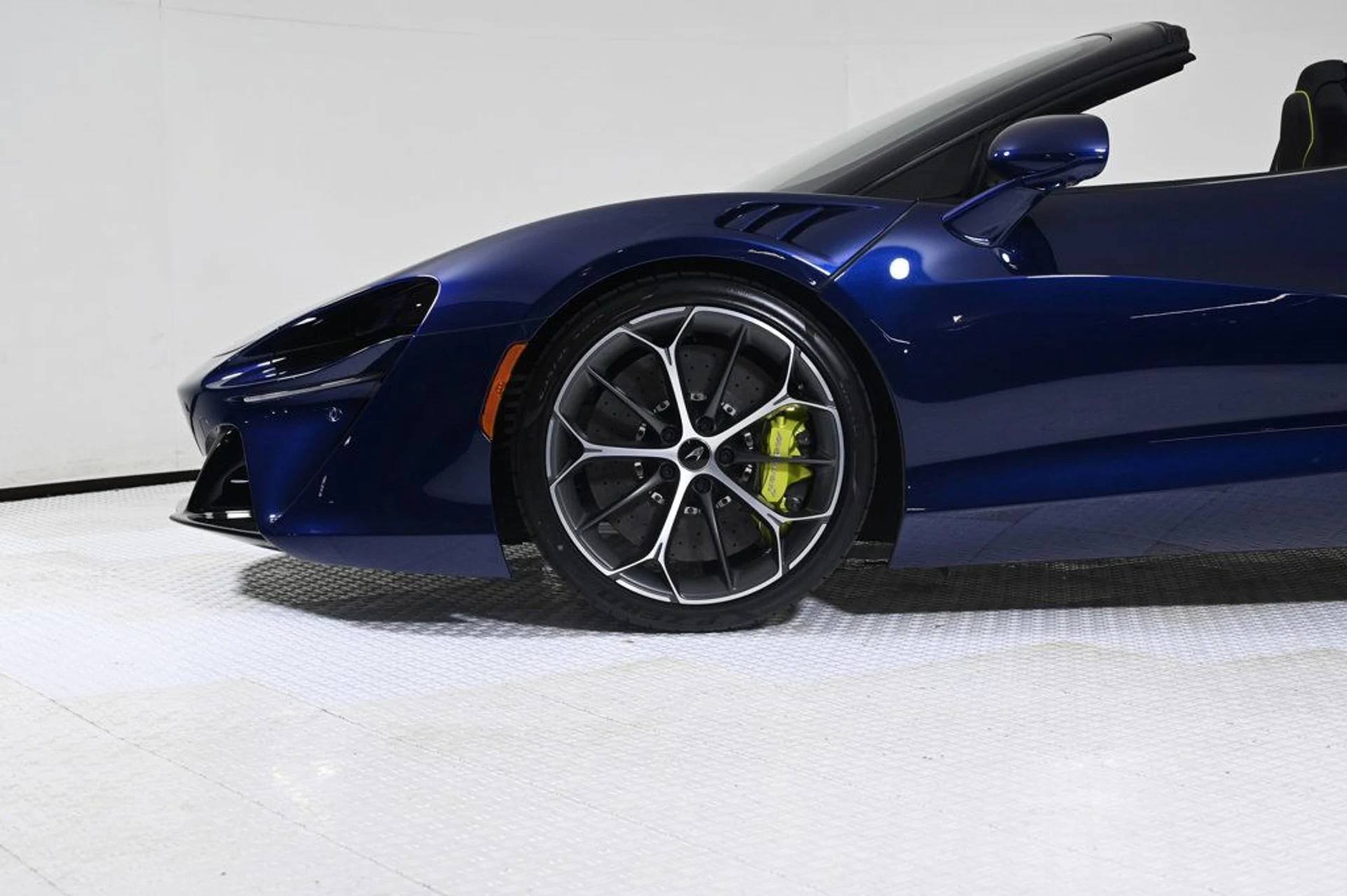 mph025_541500895_new_2026_mclaren_artura_techluxspider_11350_22992412_25_1024_f5ee96a529