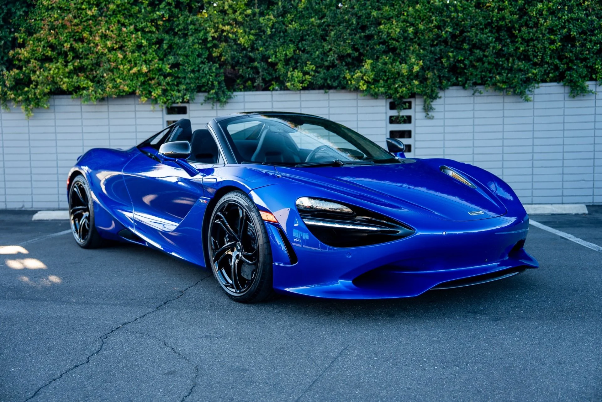 mph025_546274302_Used_2024_Mc_Laren_750_S_Spider_1764028918_0a8418de22