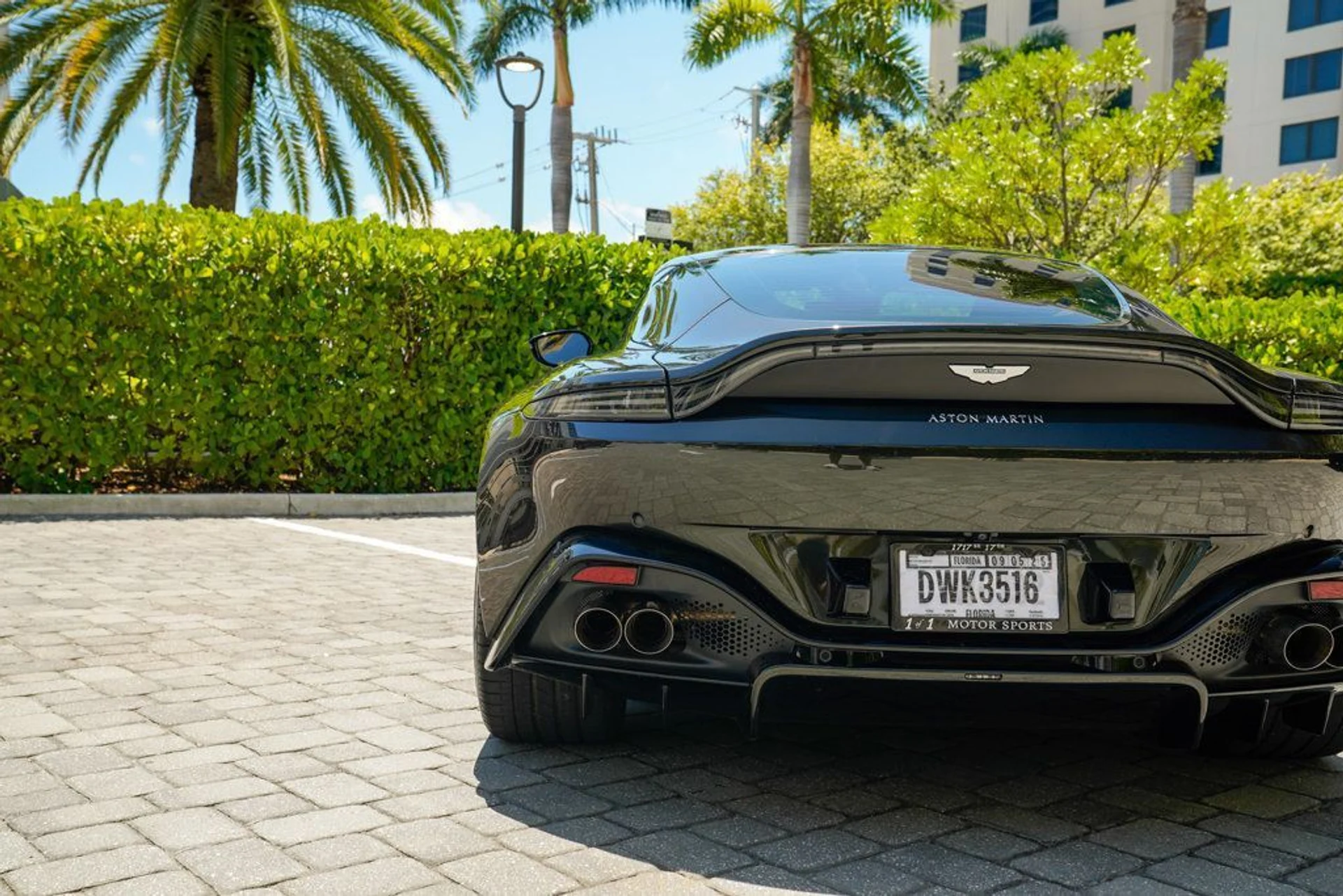 mph025_54723163_used_2021_aston_martin_vantage_coupemanual_14354_22900621_26_1024_b31bf7d596