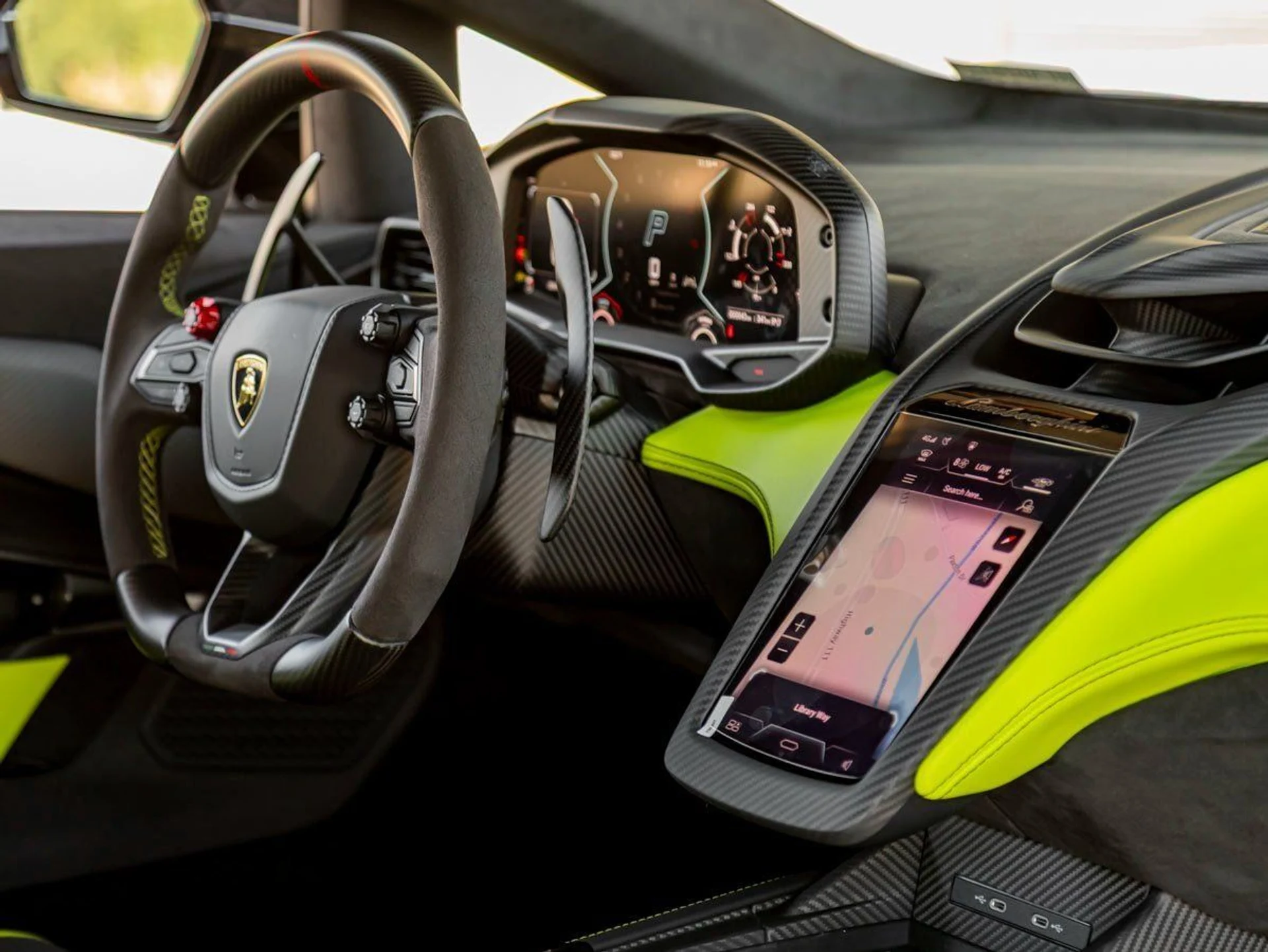 mph025_550431745_26_632b2792fd