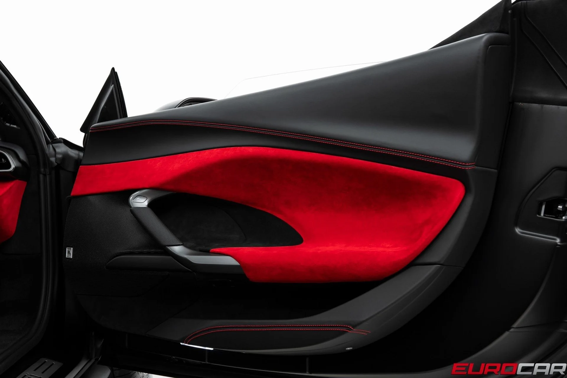 mph025_552640955_image_26_1a4a0445f3