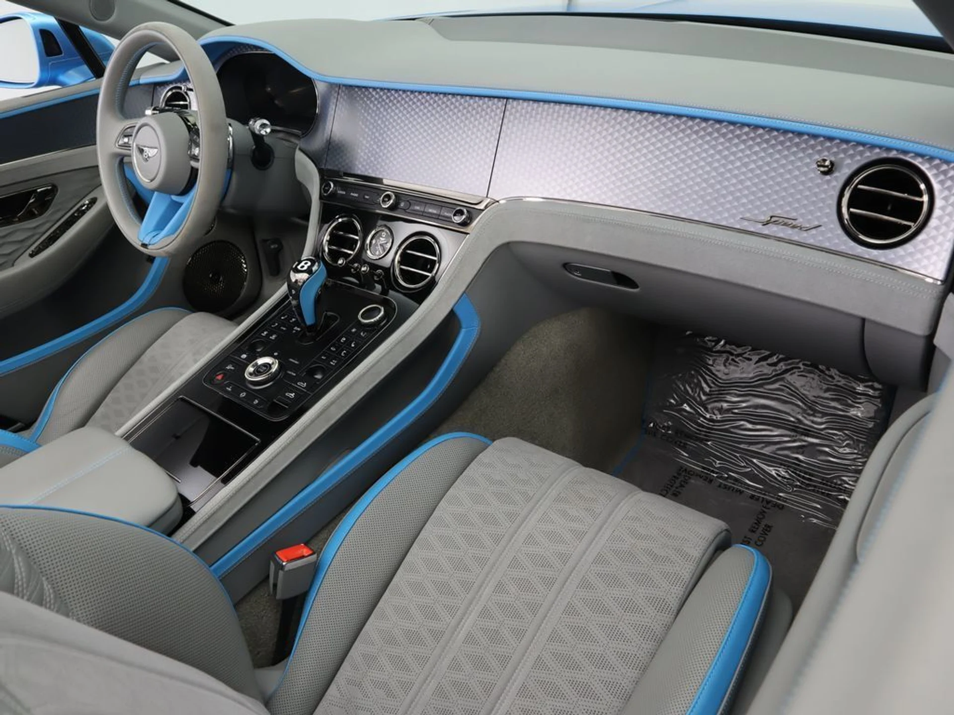 mph025_553591988_used_2025_bentley_continental_gtspeedconvertible_8119_22941730_26_1024_2727f6f11c