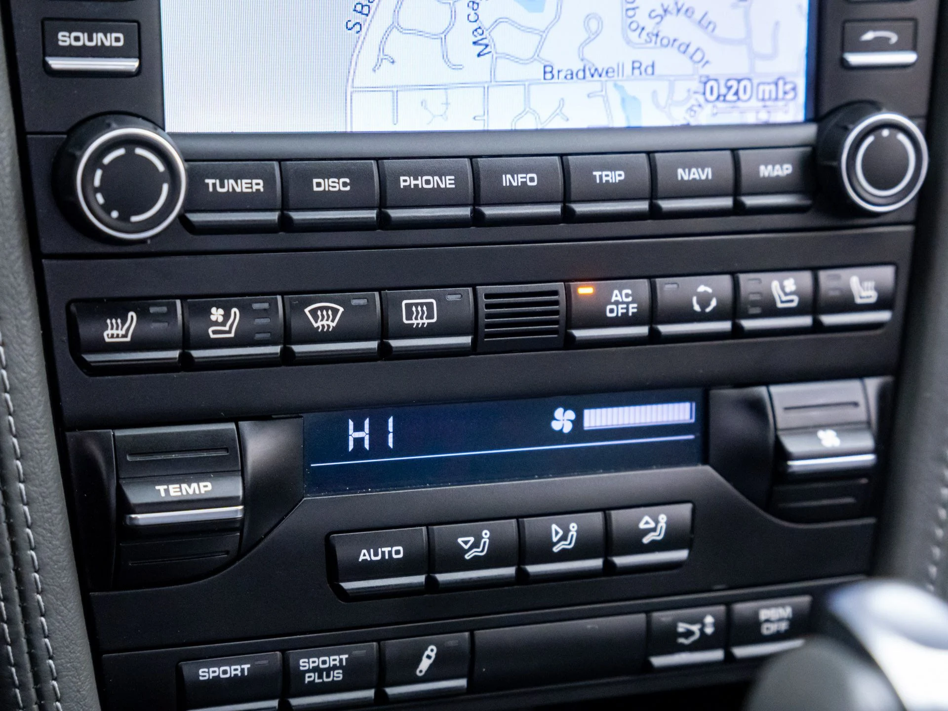 mph025_556061678_a8ba810a361a7001957949575bb2b56bx_ca2c295668