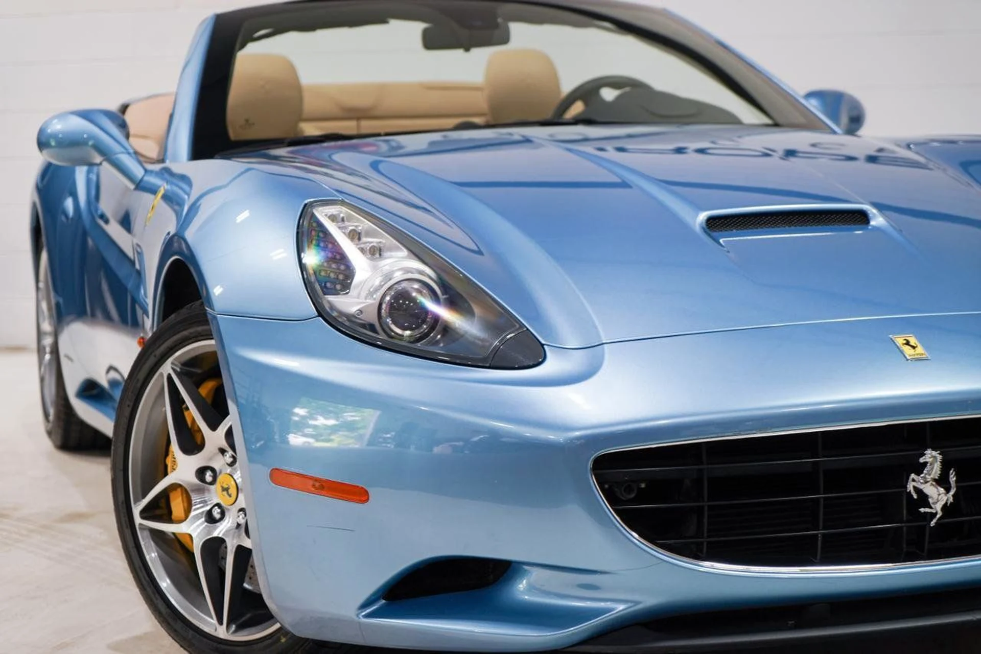 mph025_563967351_2063c1e1cc3c4b3fb9bf270d8eab91d3_7158d618b2