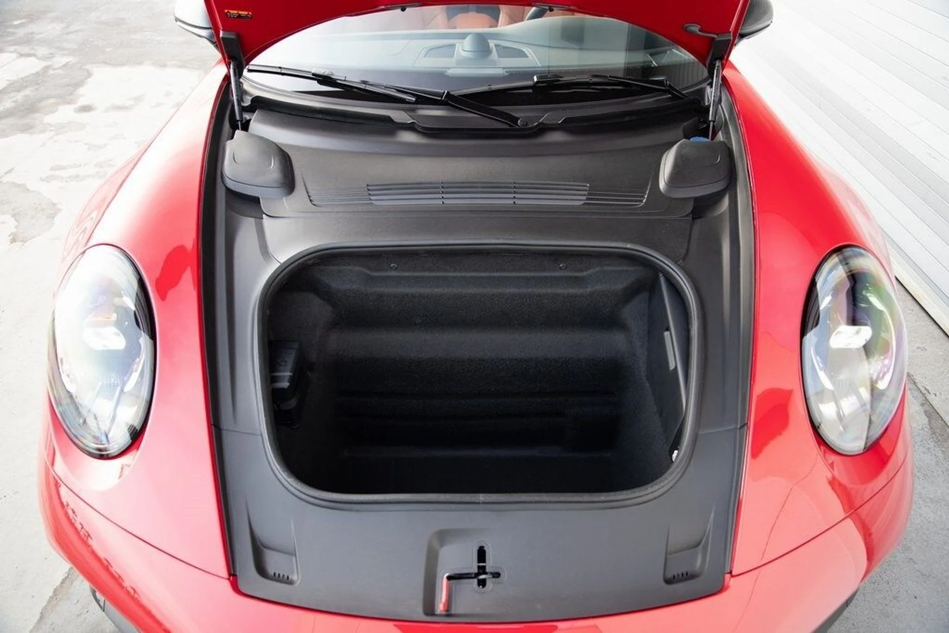 mph025_56844470_03b5ffa8cc1243451b103e2d7c918df9x_dac9541775