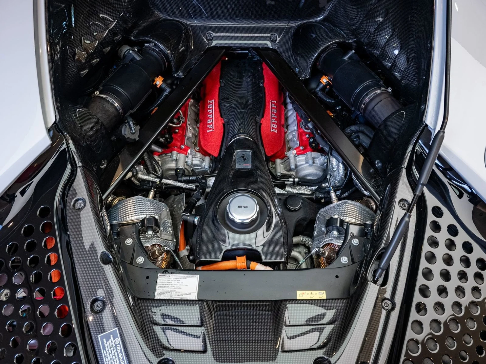 mph025_572770346_26_29883653b2