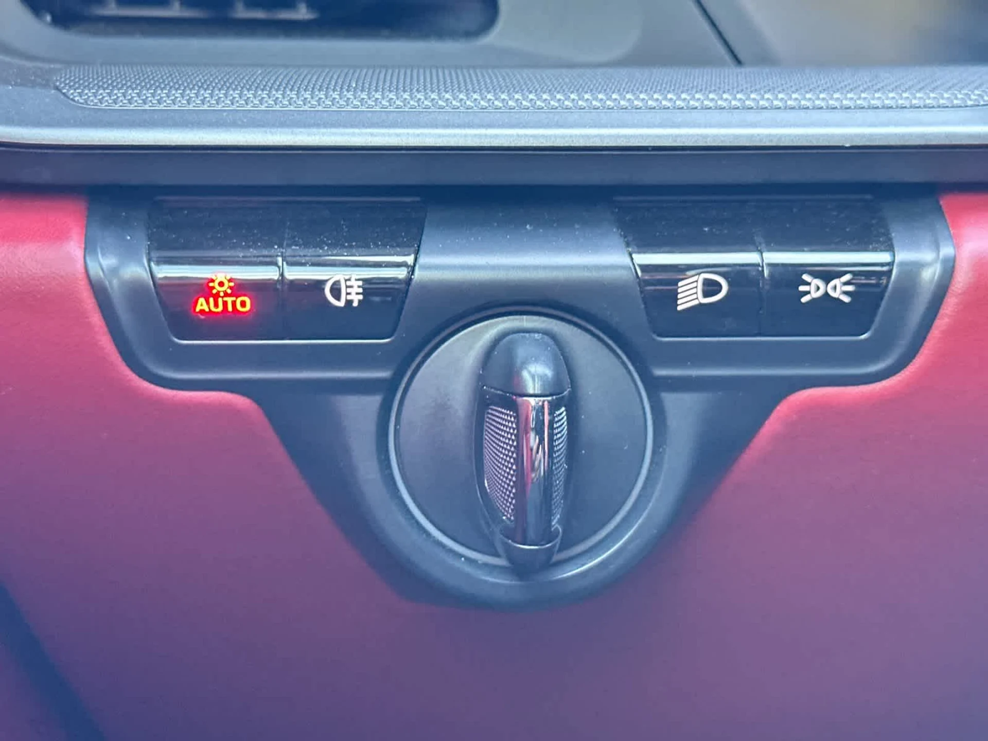 mph025_573948743_26_5ad53c56ed