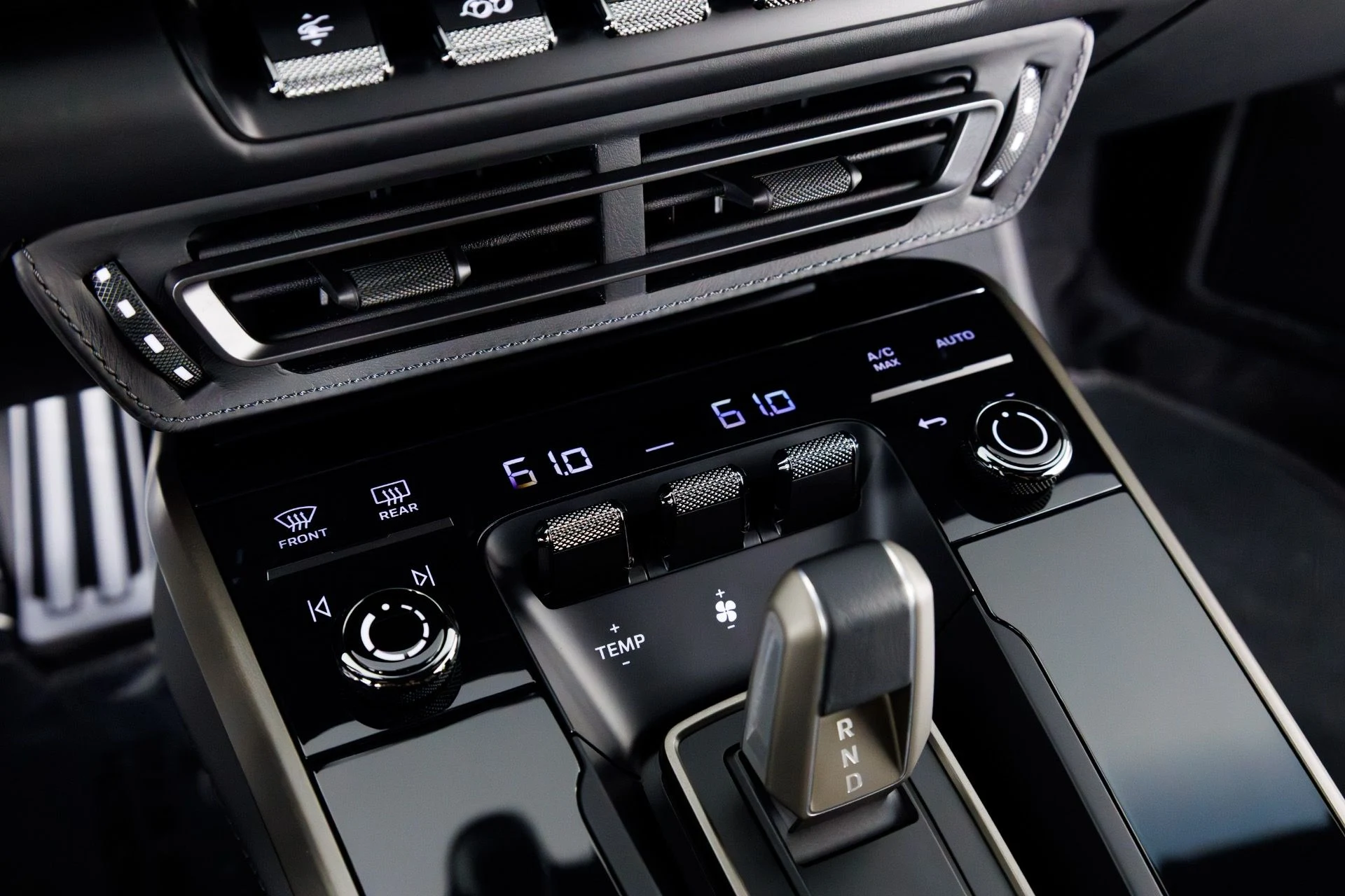 mph025_577594255_Used_2025_Porsche_911_Turbo_50_Years_1769709982_cc2ca0e8e9