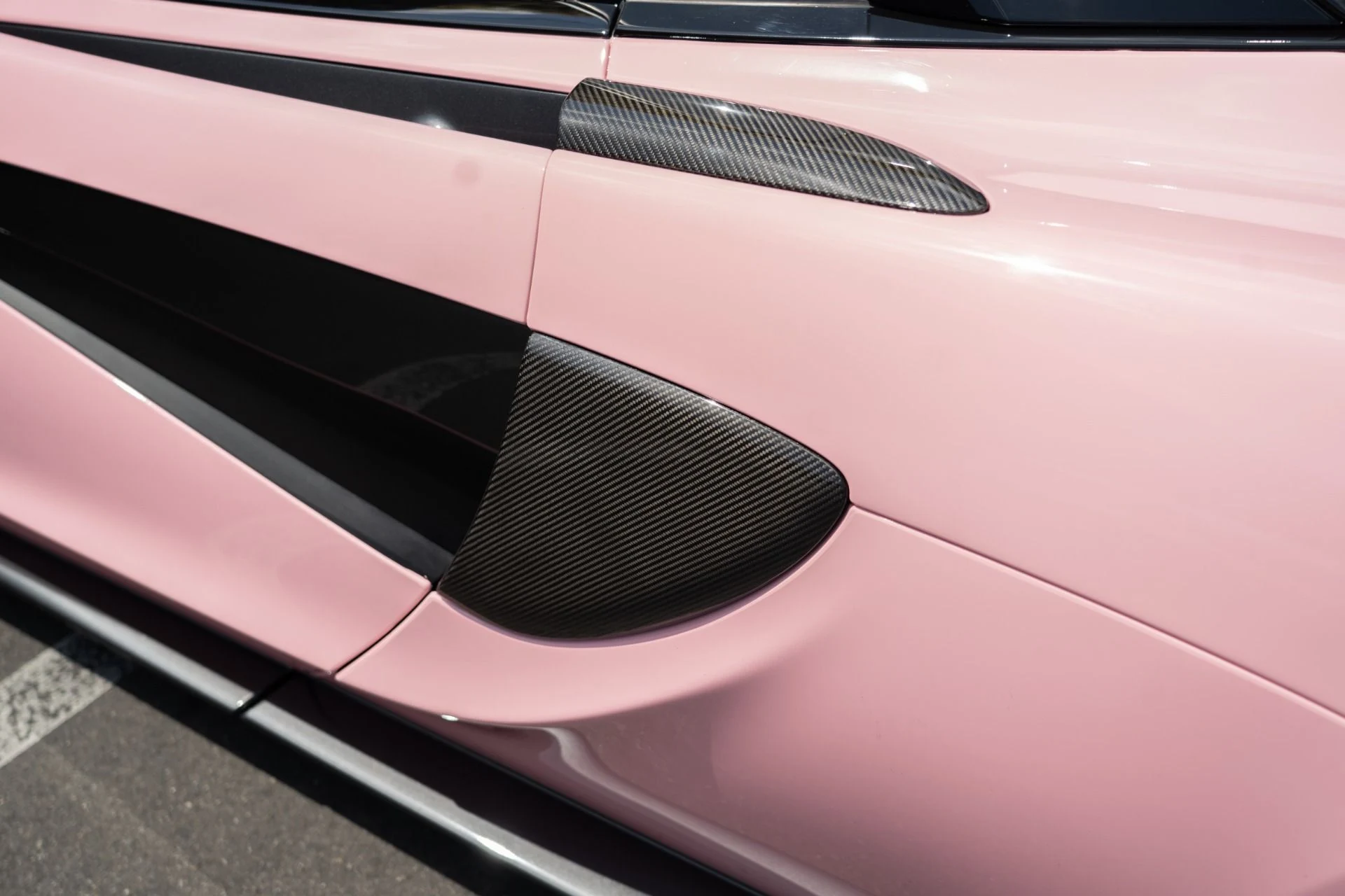 mph025_579747288_Used_2018_Mc_Laren_570_S_Spider_1757711863_57b5ac88a2
