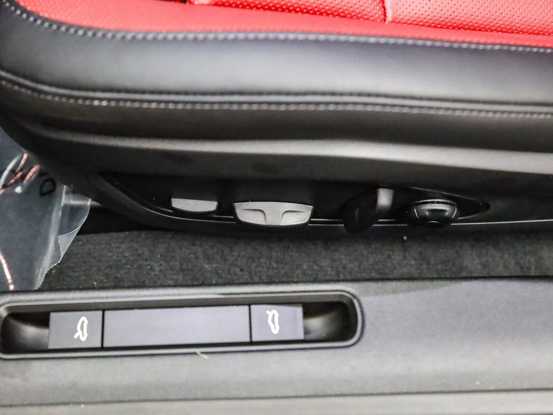 mph025_582218570_a073b7f2f0df0dddff5d8ebdaa61ac7bx_60edeb4fe7