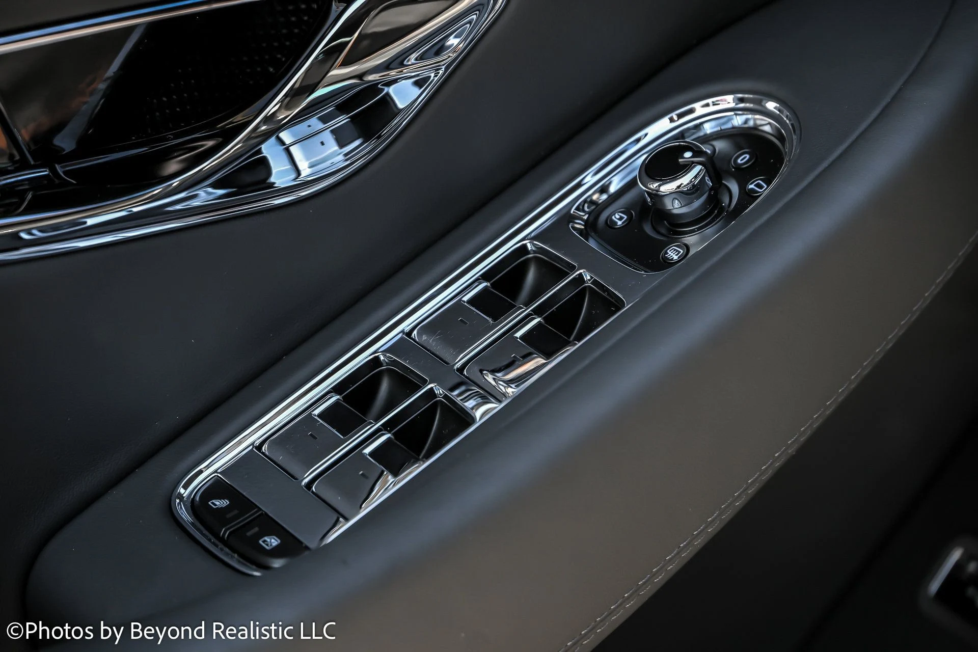 mph025_5833786_8b6cd2c067d1f49a619ad71d3ced5e57x_c70f344adb