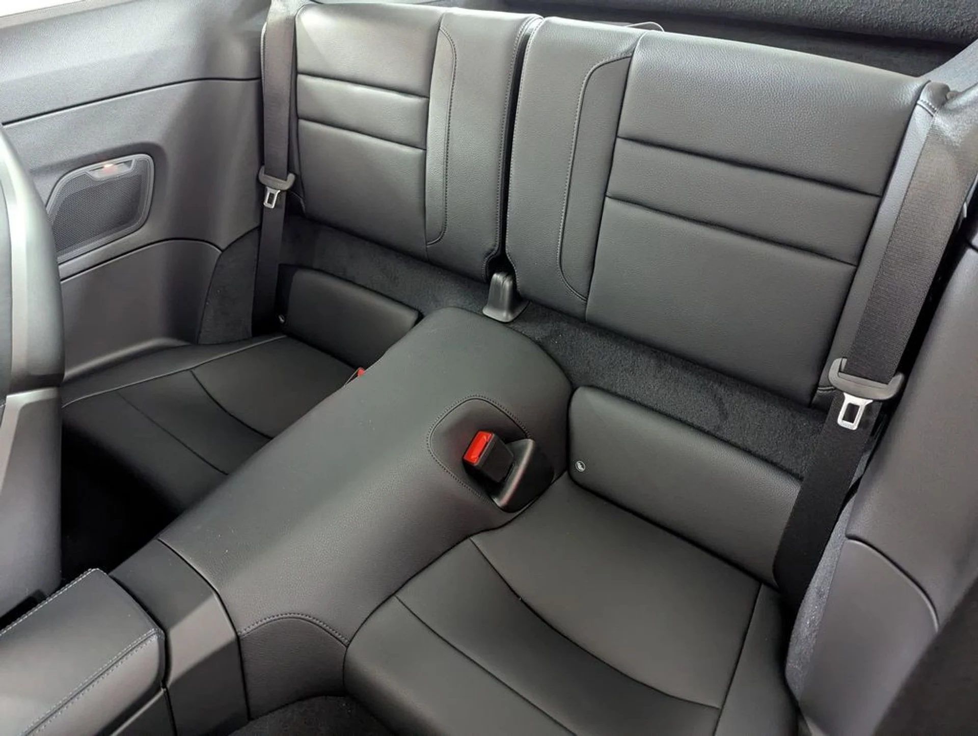 mph025_585575637_0776cfd044bb1ab8f32dc94423dea108x_cba4873326