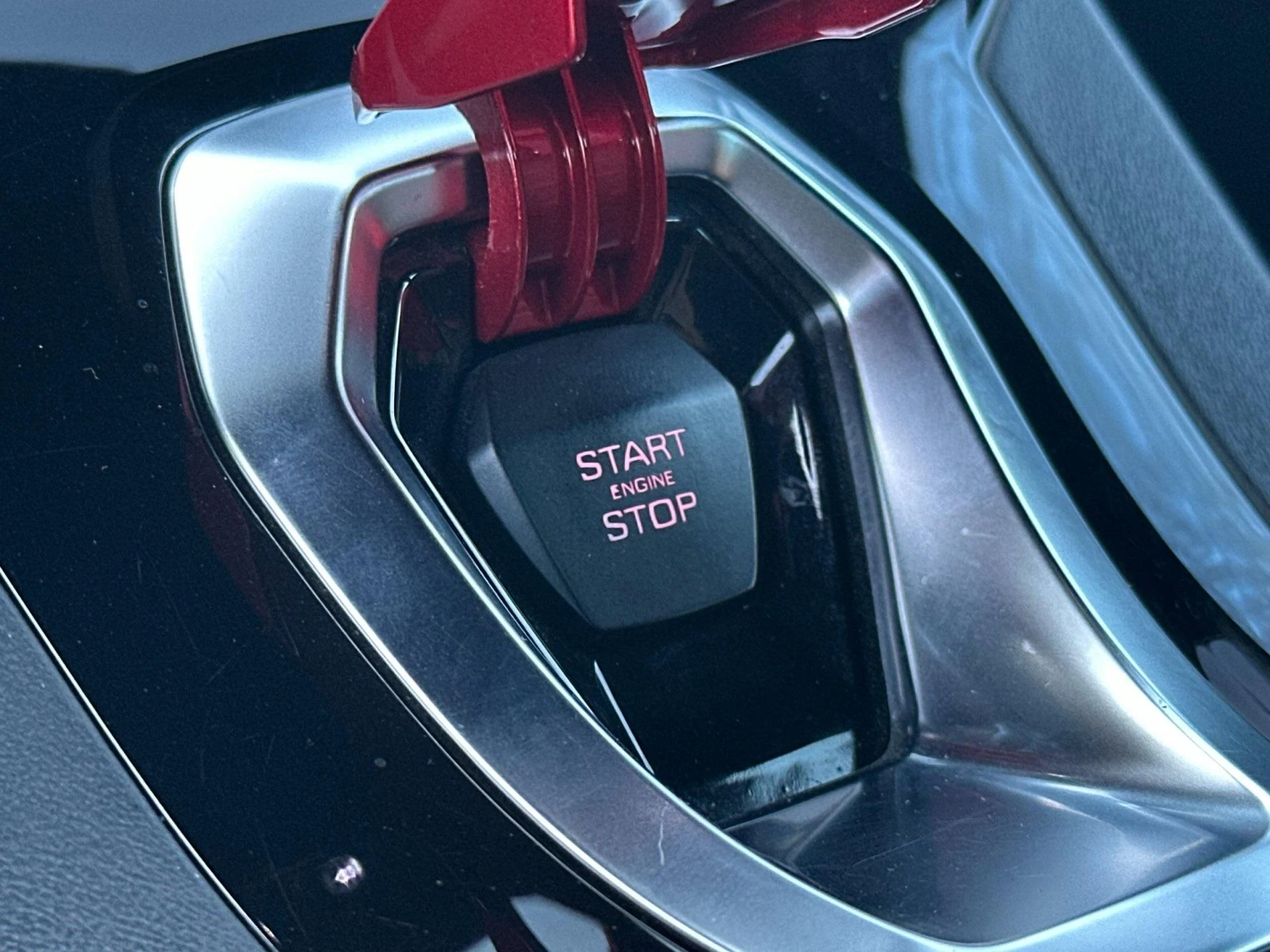 mph025_58835723_Used_2020_Lamborghini_Huracan_EVO_Selezione_CPO_1762507898_1d6587e320